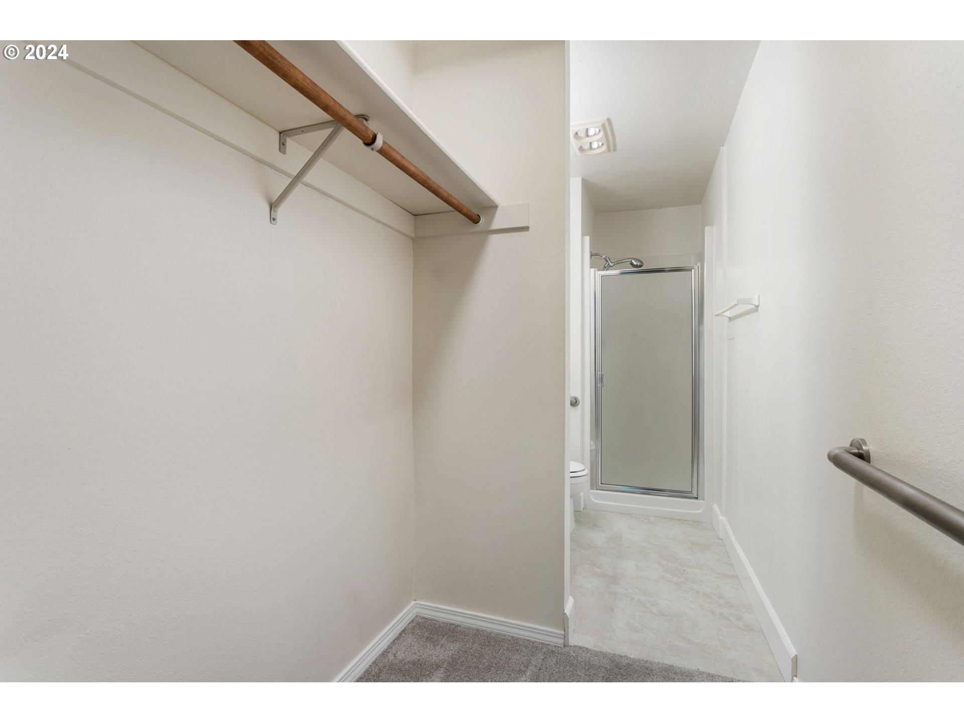 8720 SW TUALATIN RD Unit: 122