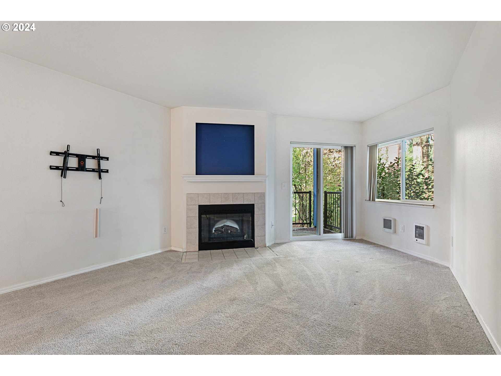 8720 SW TUALATIN RD Unit: 122