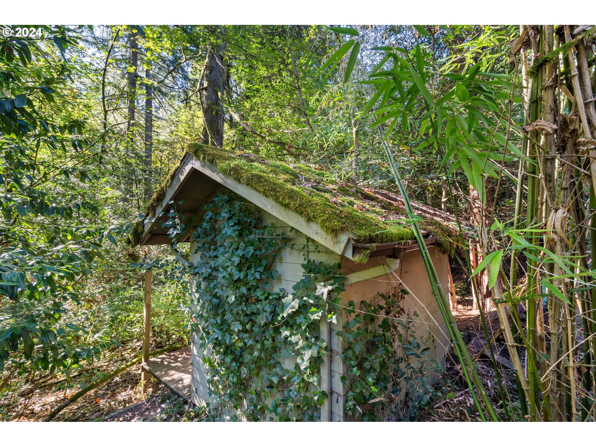 2770 SW TALBOT RD