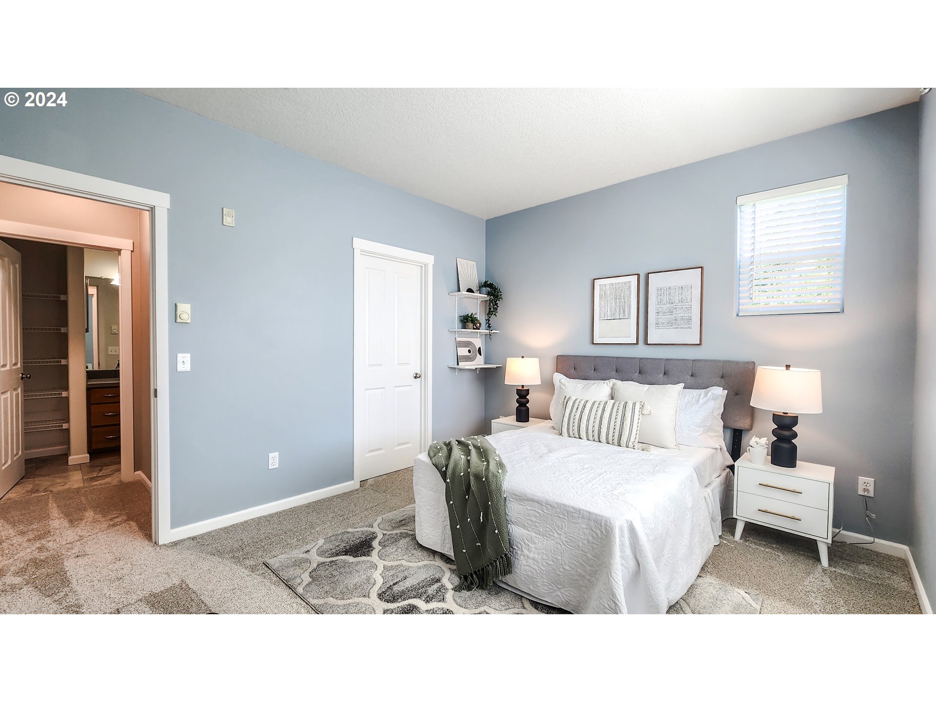 715 NW FALLING WATERS LN 303