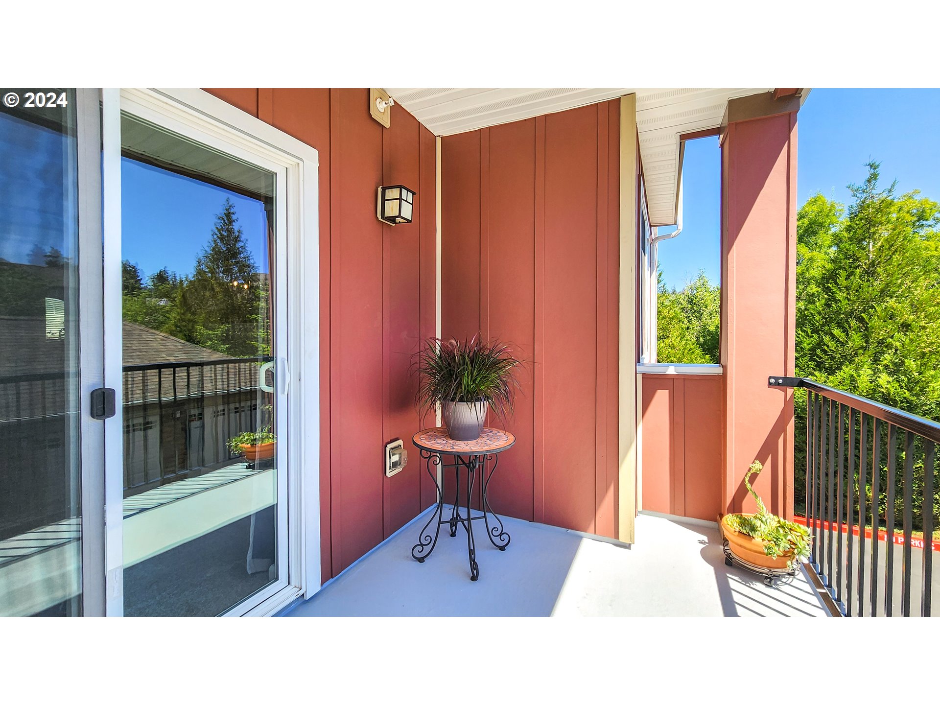 715 NW FALLING WATERS LN 303