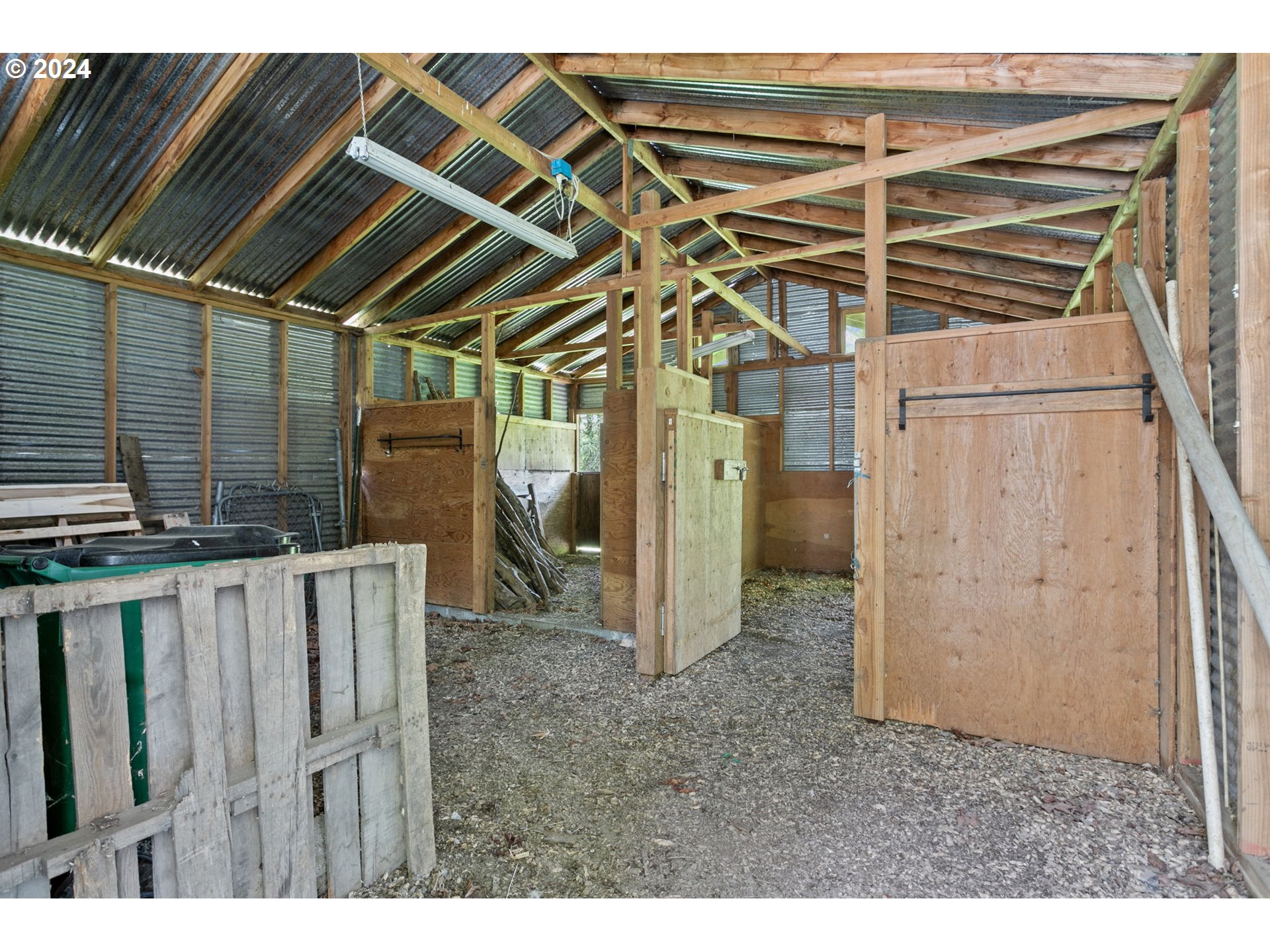 16690 SW HIGH HILL LN