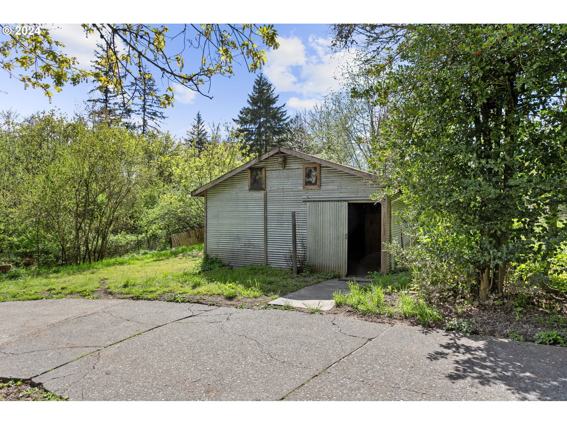 16690 SW HIGH HILL LN