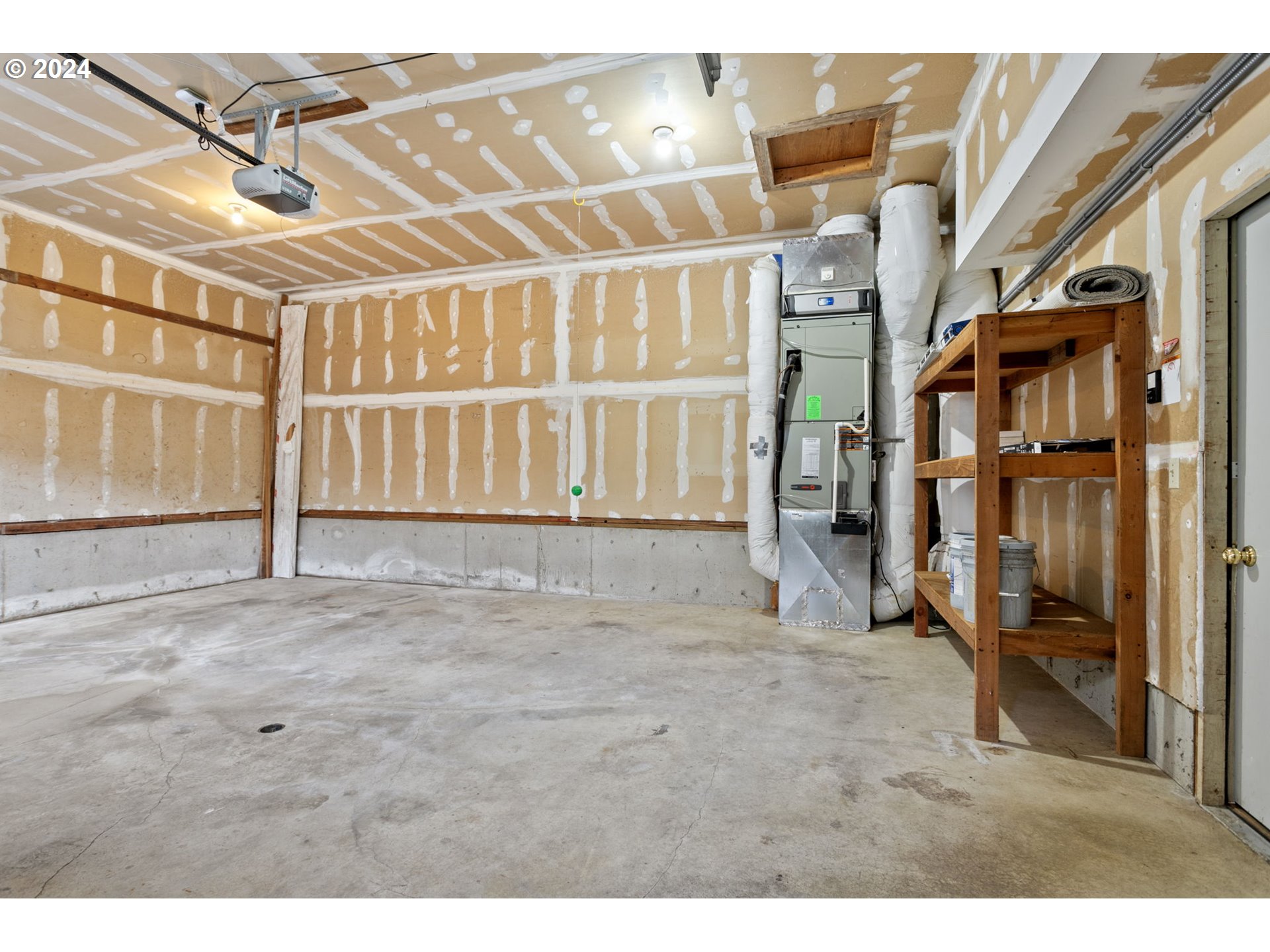 16690 SW HIGH HILL LN