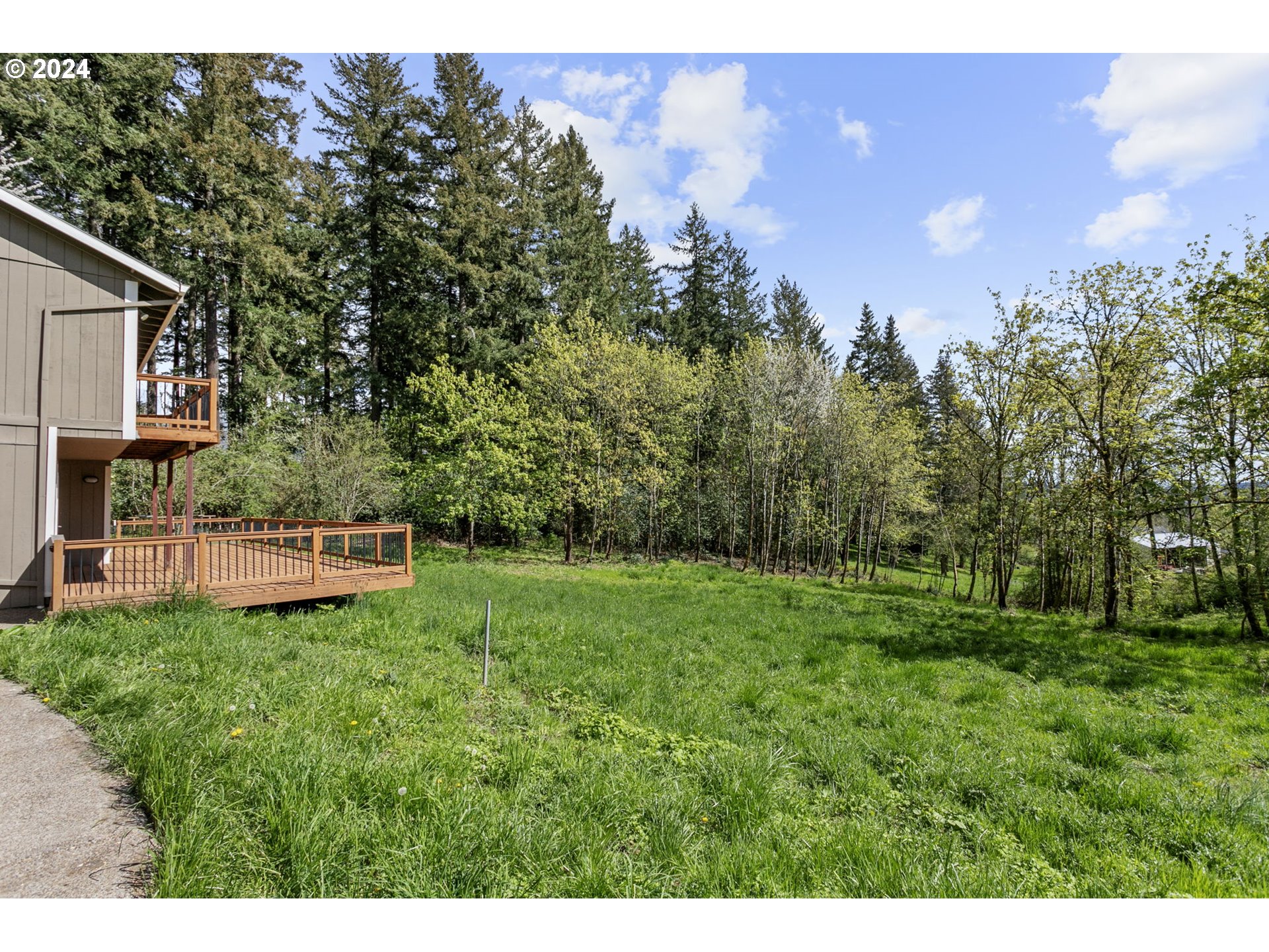 16690 SW HIGH HILL LN