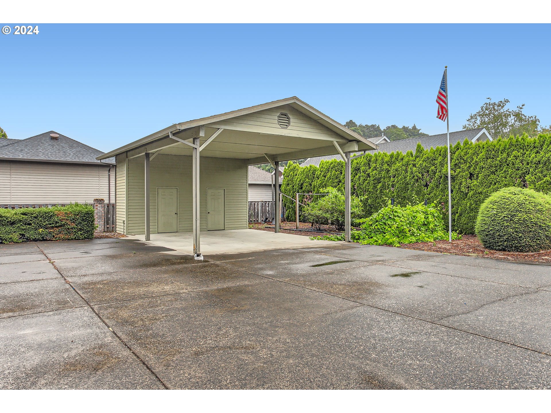 2370 NE JACKSON SCHOOL RD