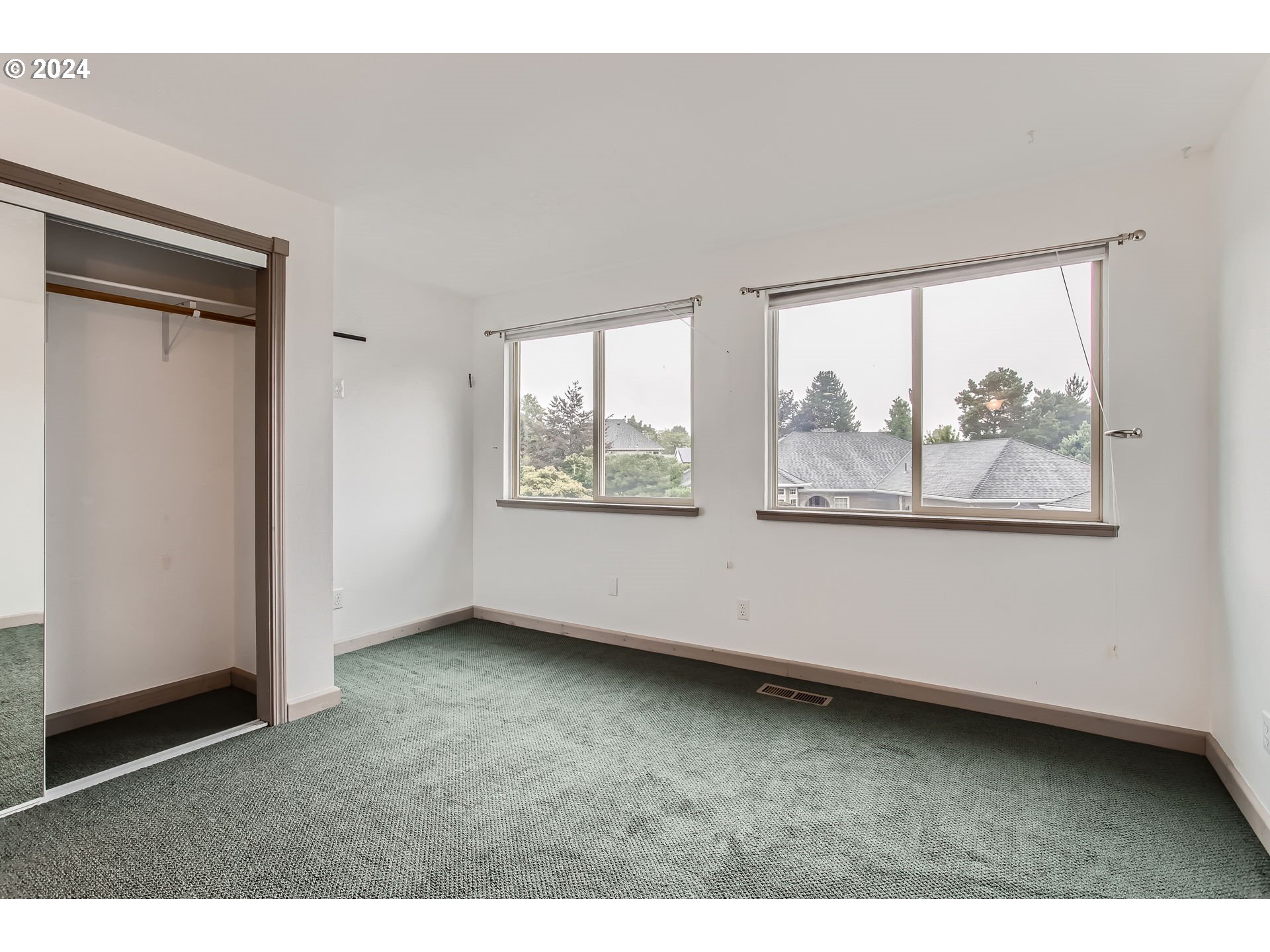 2370 NE JACKSON SCHOOL RD