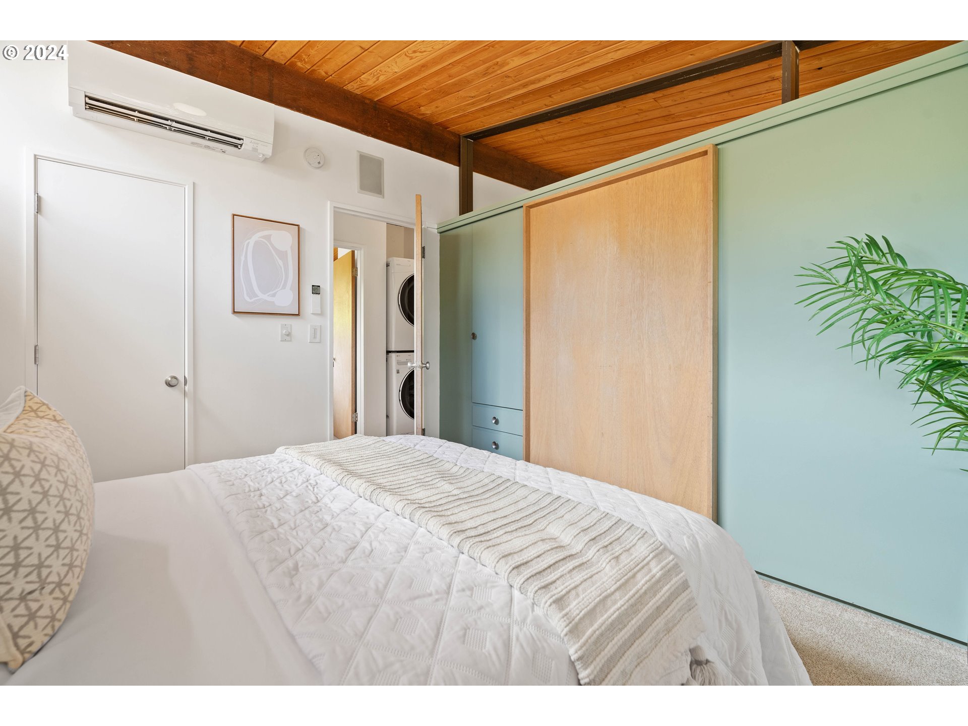 12325 SW PARK WAY SW