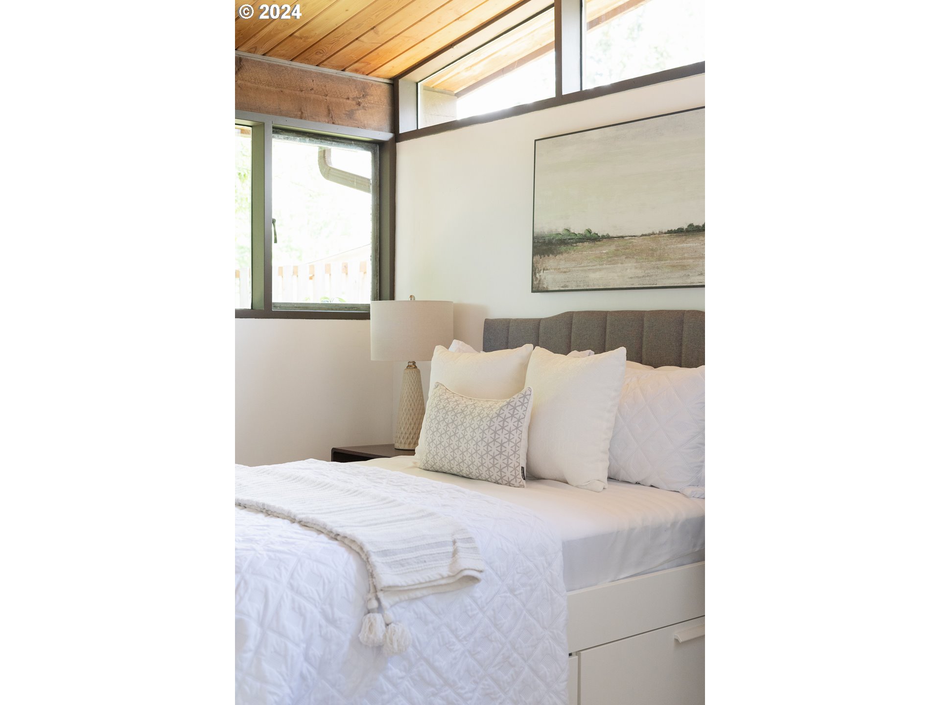 12325 SW PARK WAY SW