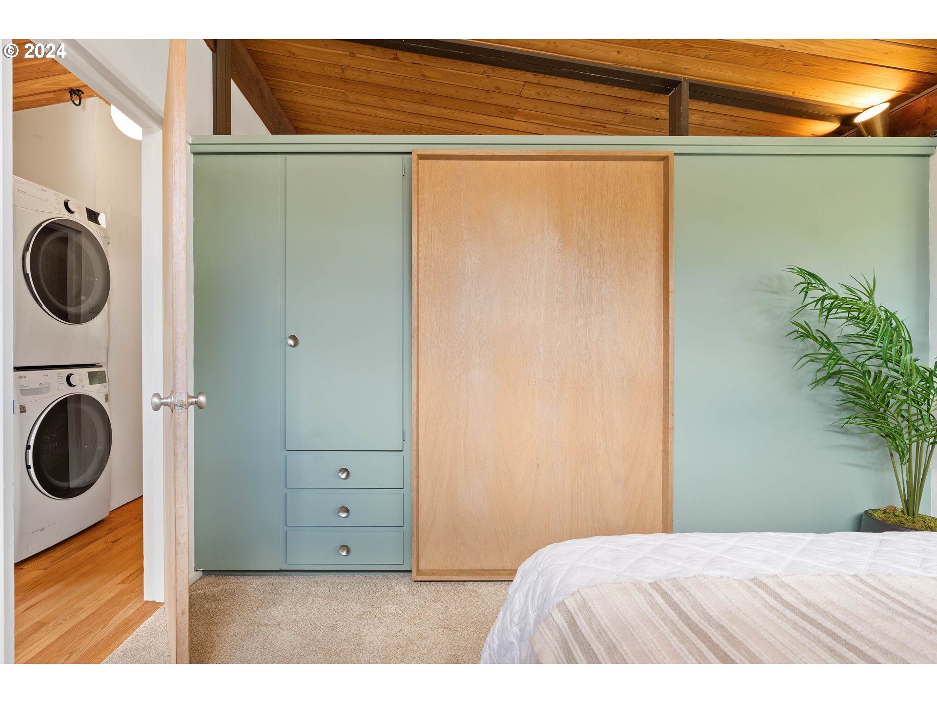 12325 SW PARK WAY SW