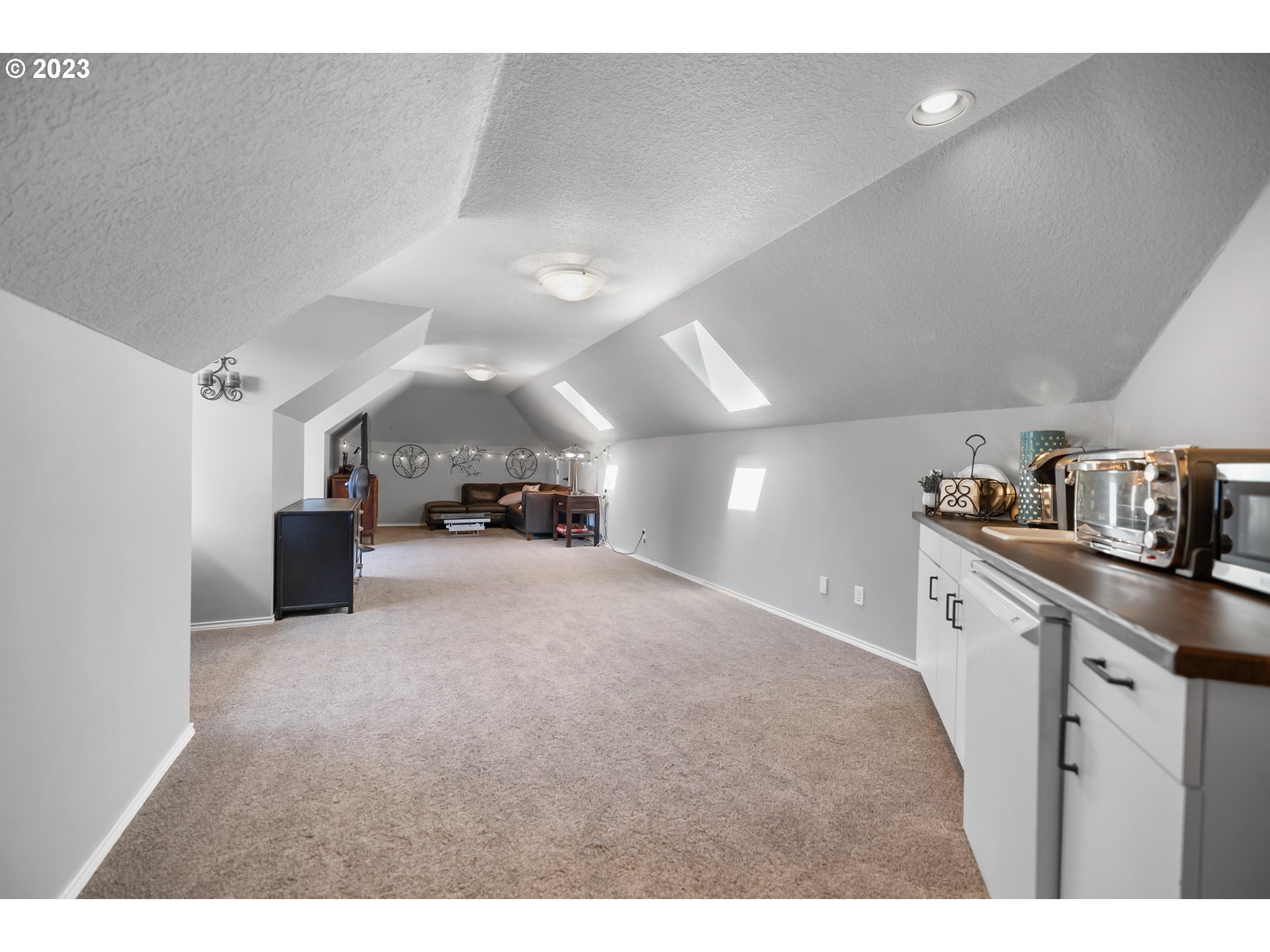 15242 SW PEACHTREE DR