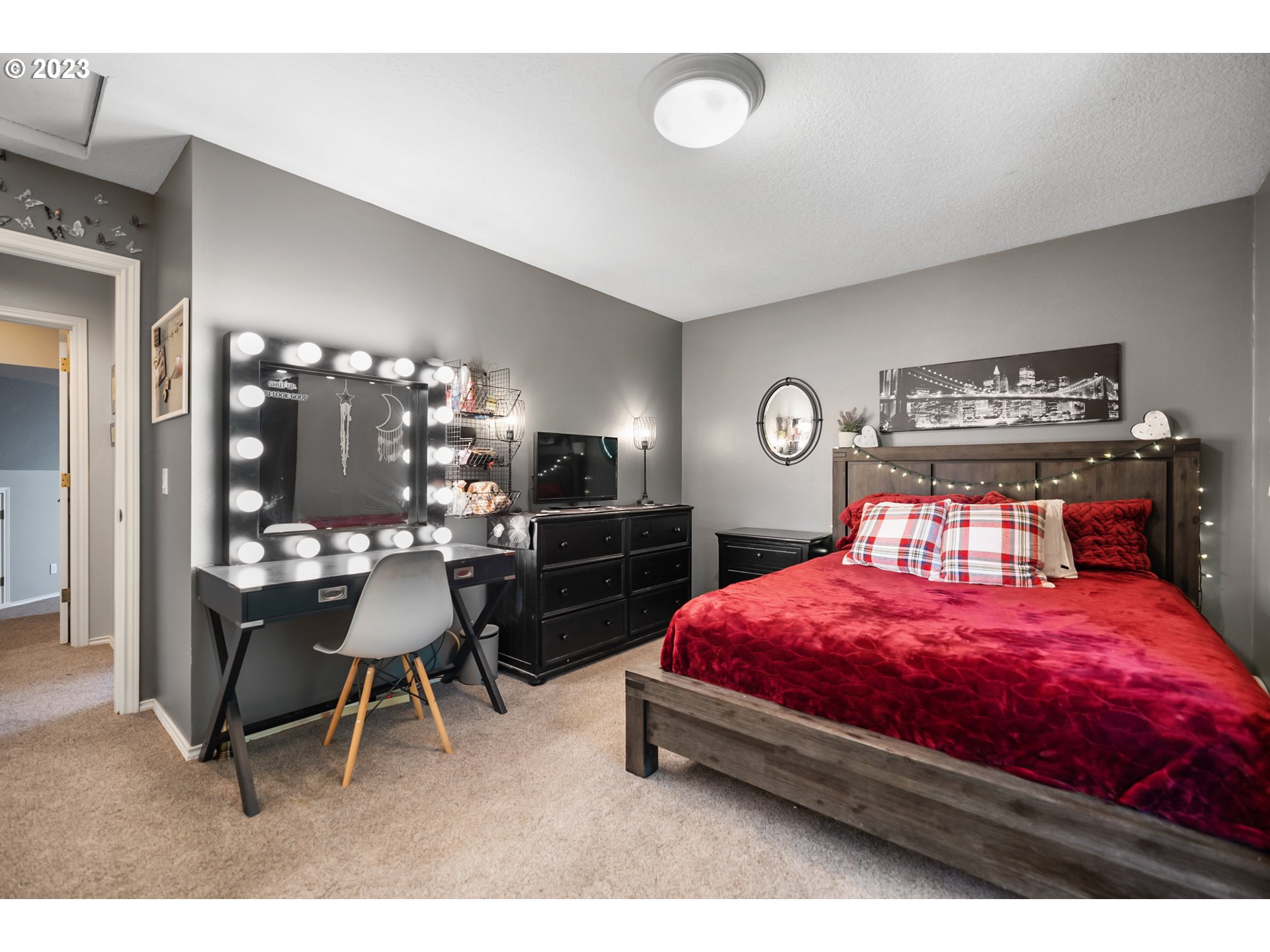 15242 SW PEACHTREE DR