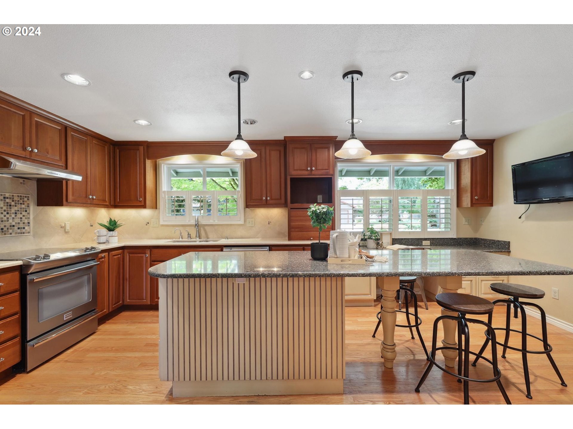 11335 SW COTTONWOOD LN