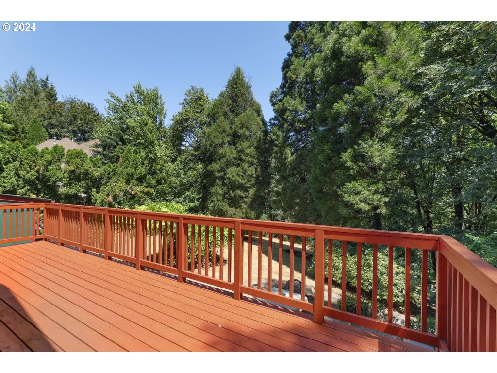 7530 NW SKYLINE BLVD