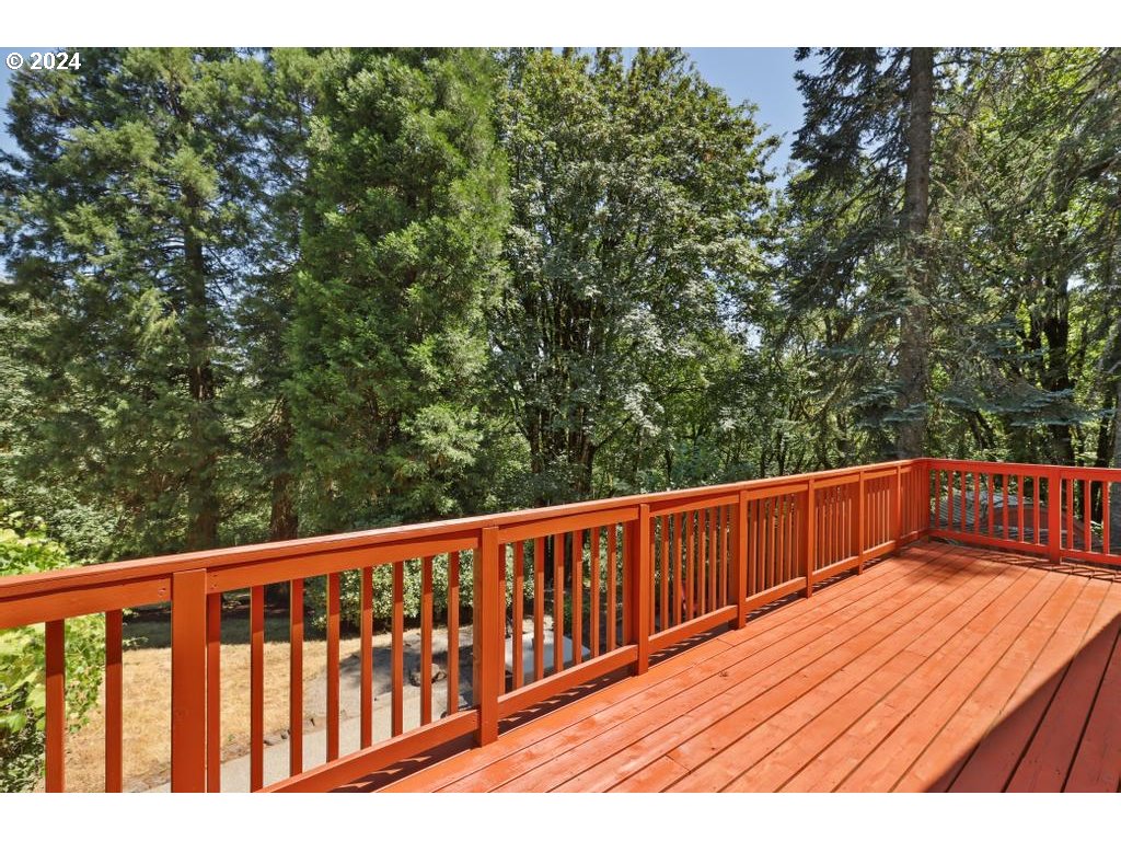 7530 NW SKYLINE BLVD