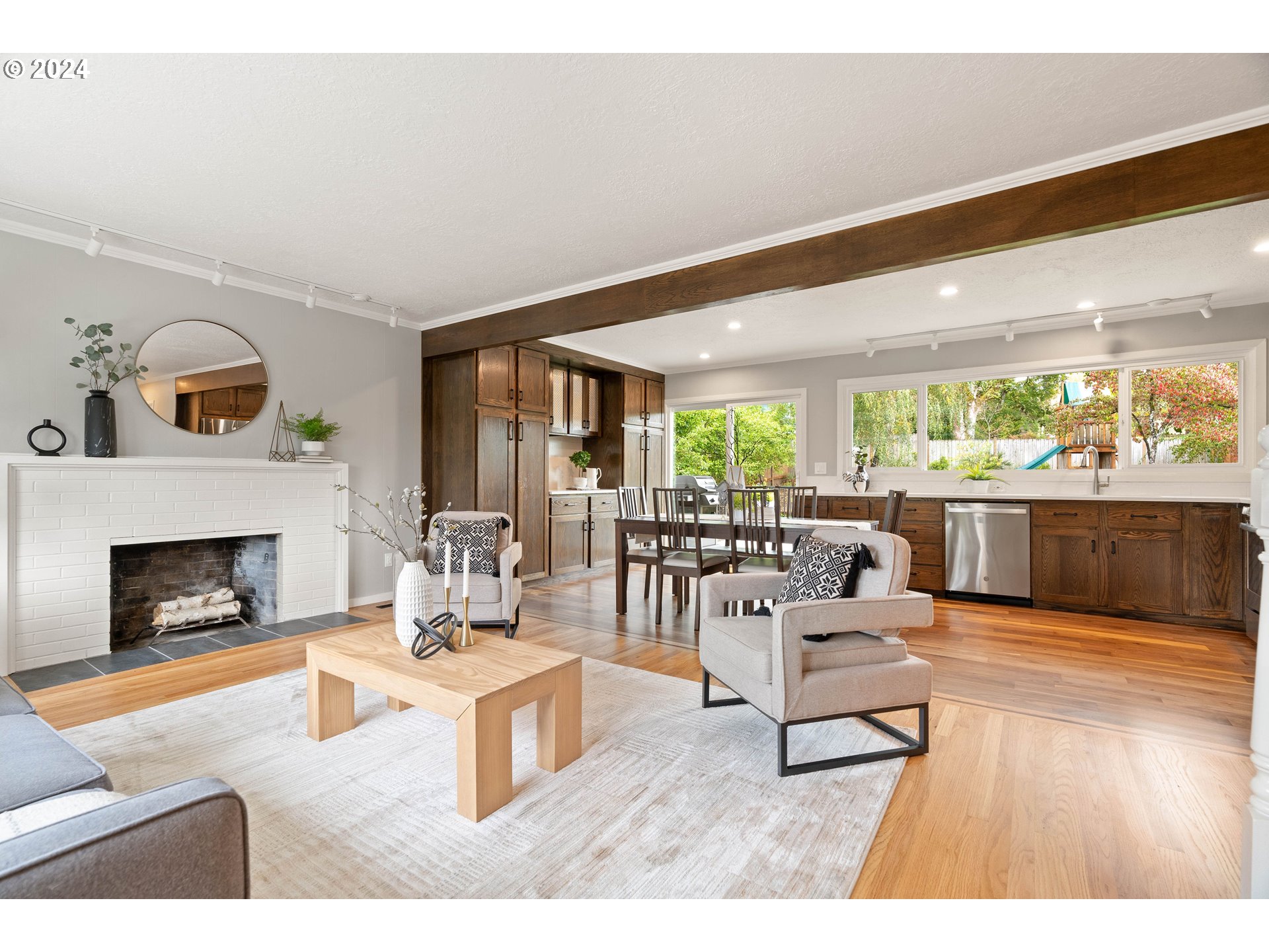 12920 SW FOOTHILL DR