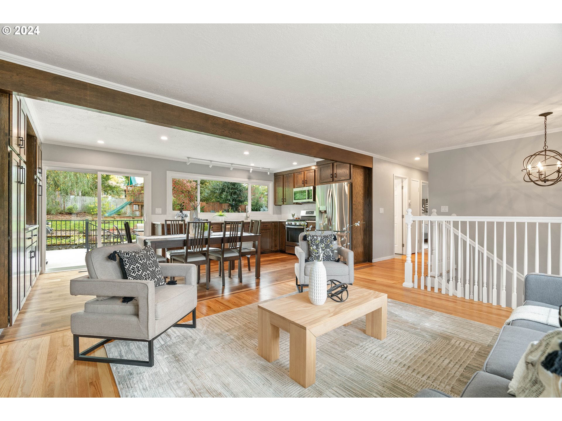 12920 SW FOOTHILL DR