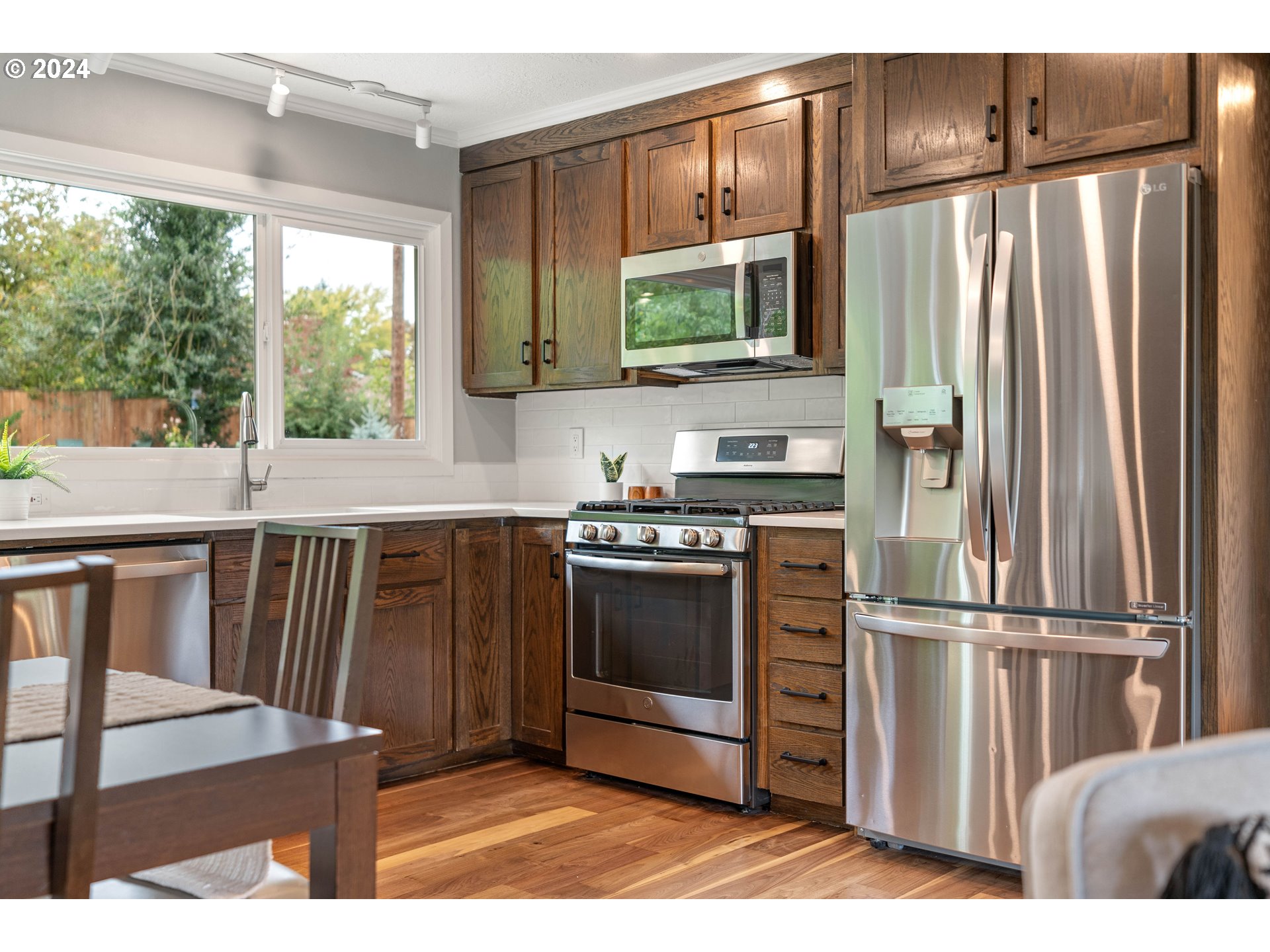 12920 SW FOOTHILL DR