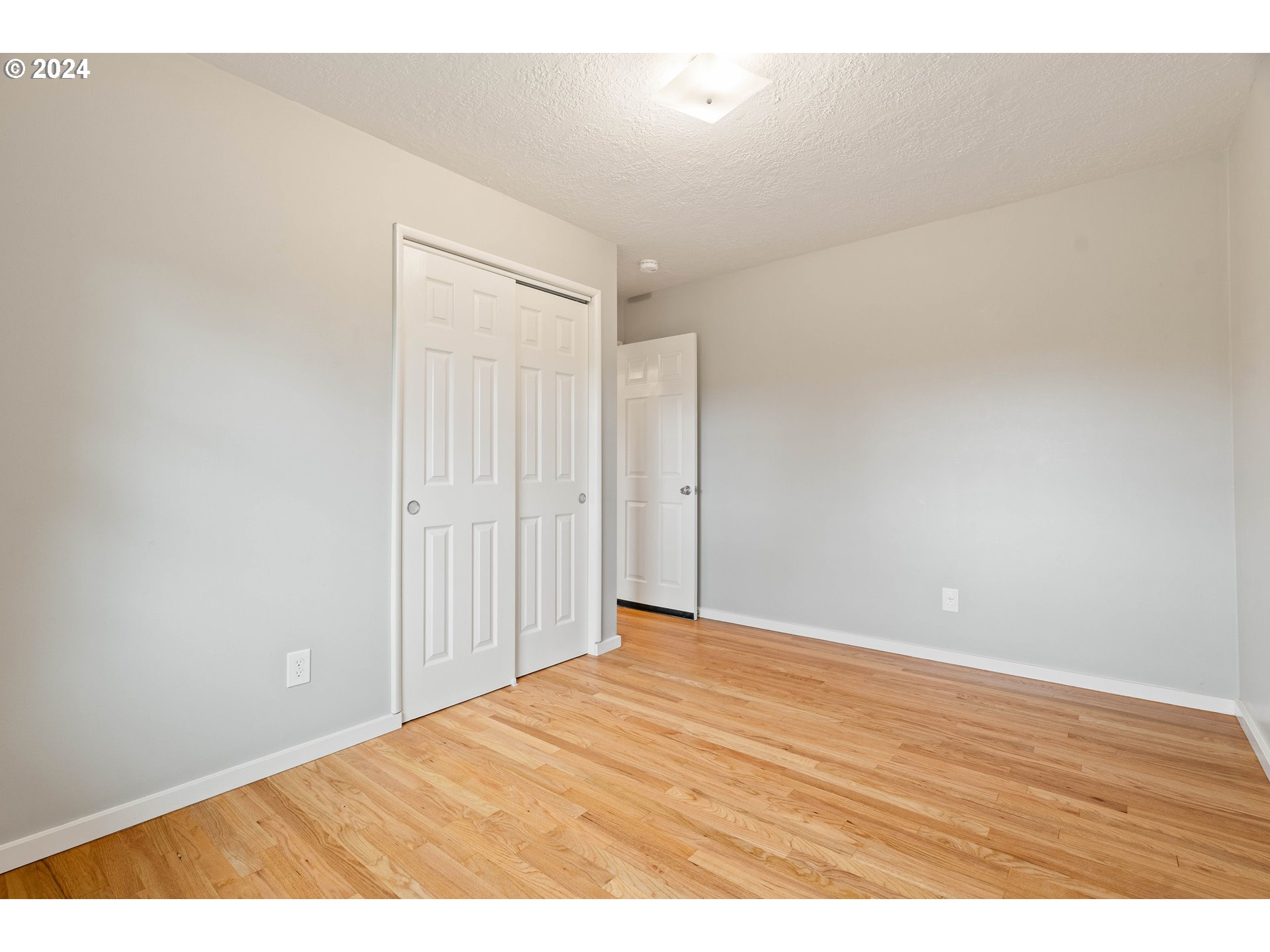 12920 SW FOOTHILL DR