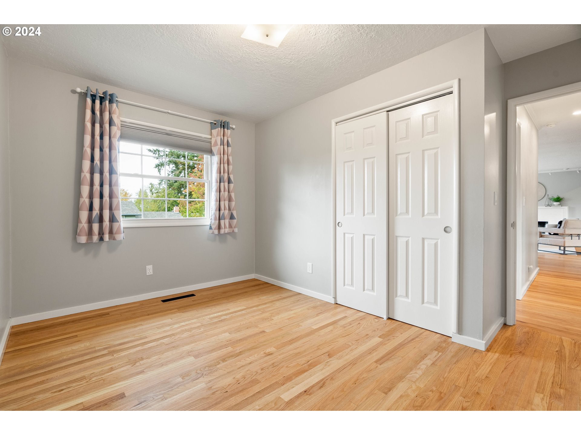 12920 SW FOOTHILL DR