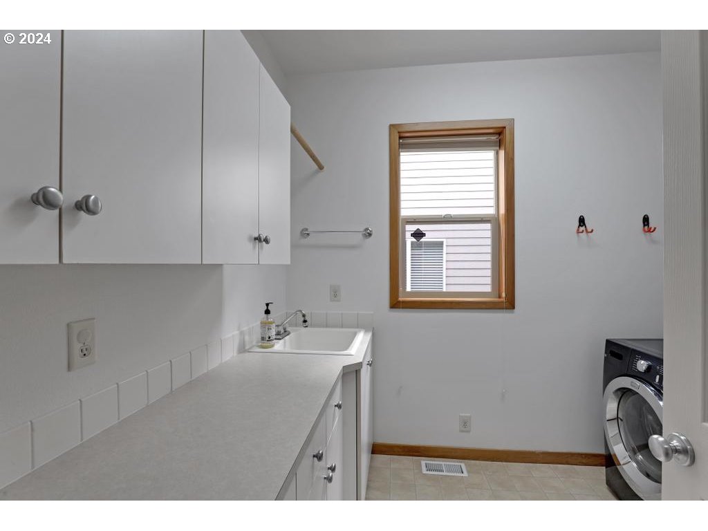 13450 NW HARTFORD ST