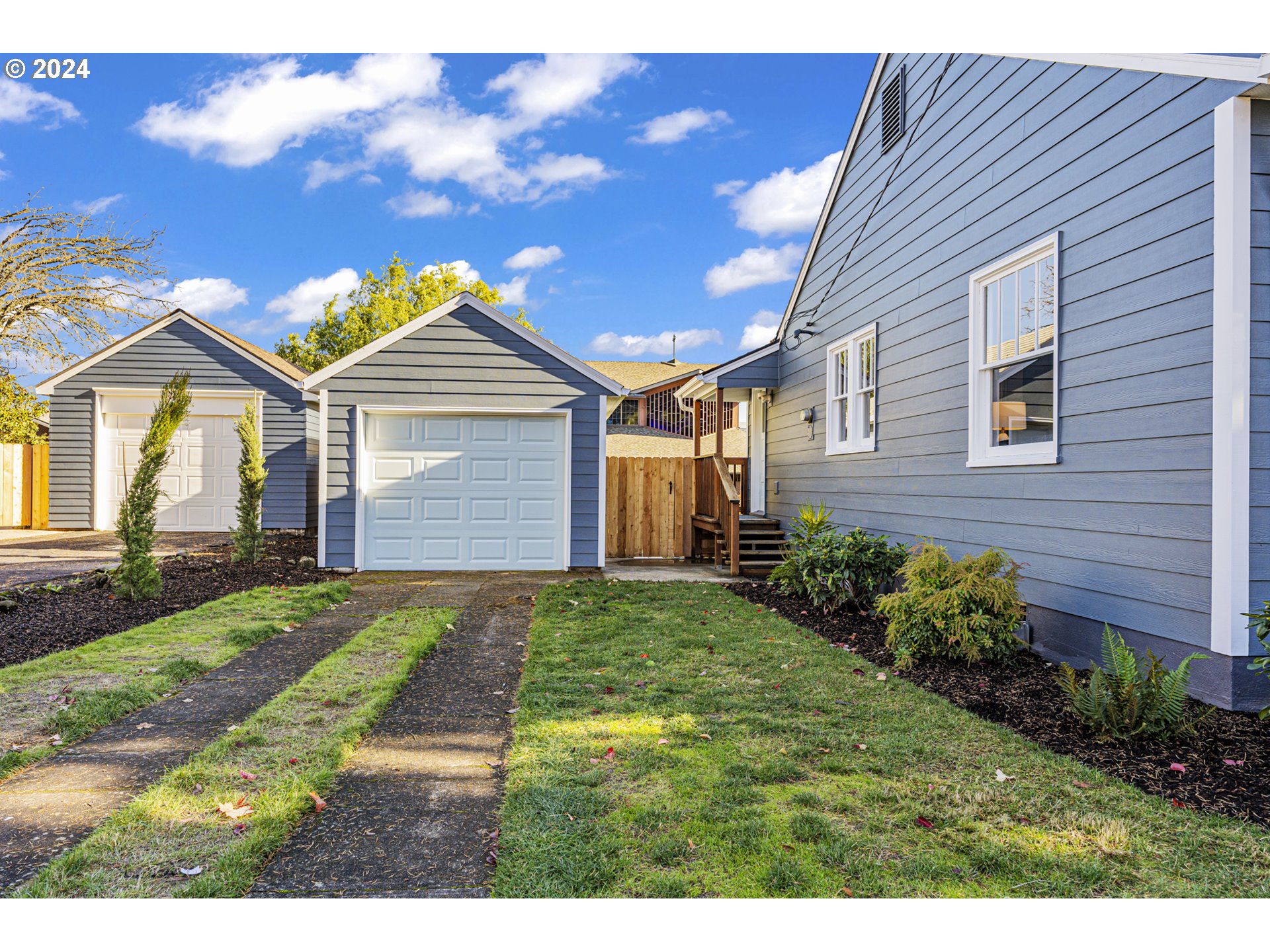 62 NW AVA AVE