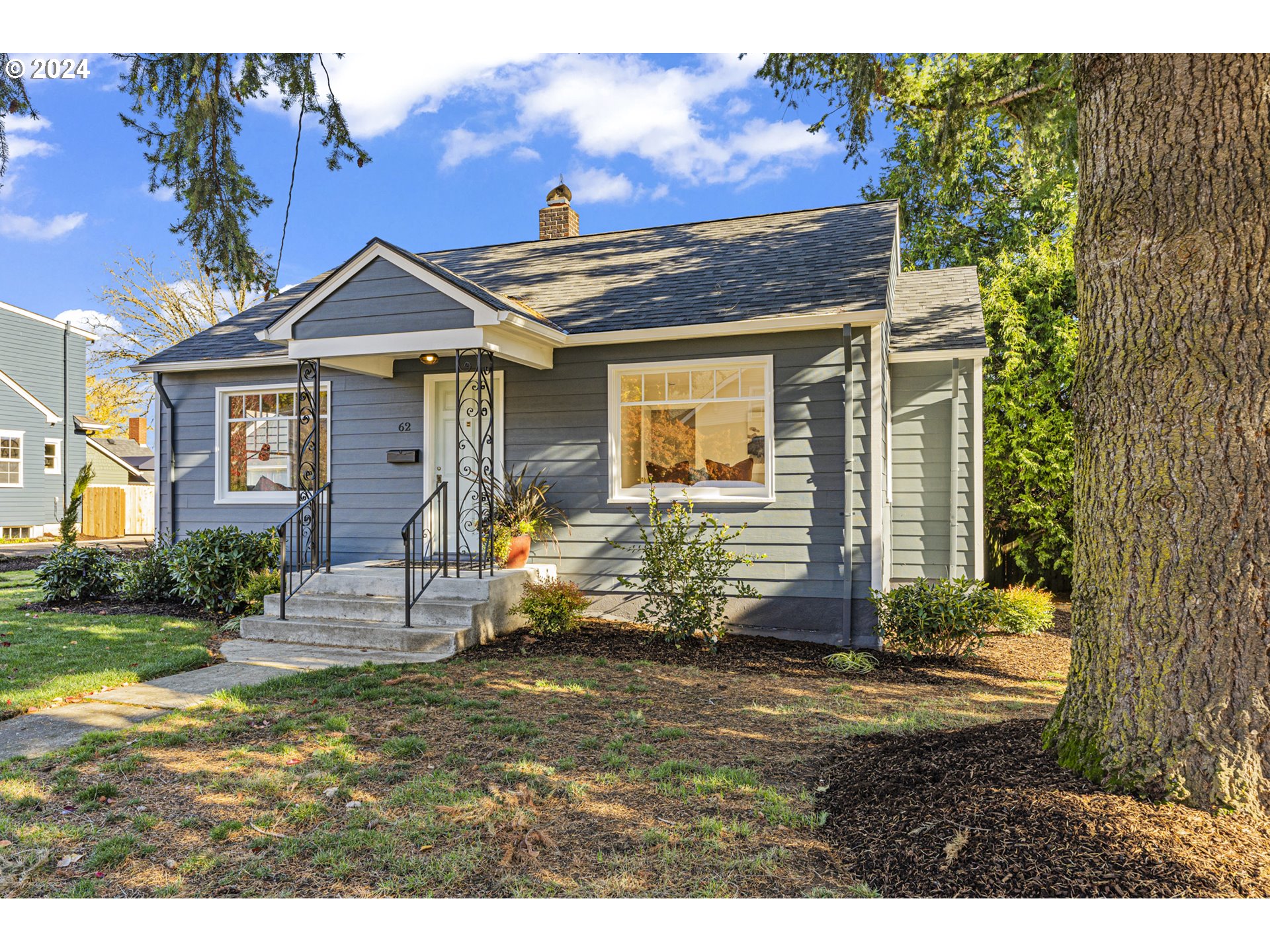 62 NW AVA AVE