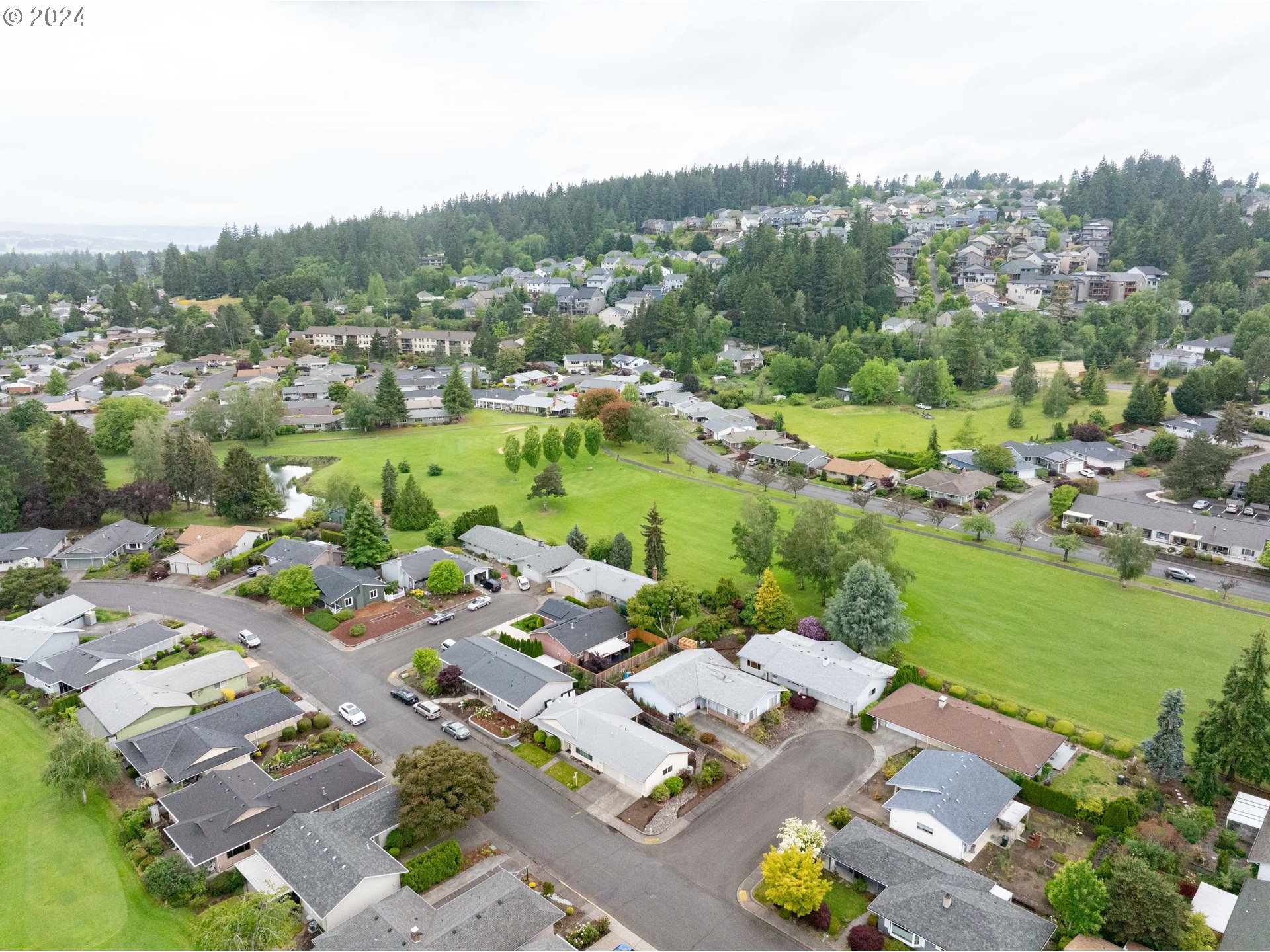 15795 SW QUEEN VICTORIA PL