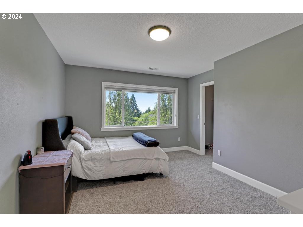 10416 NW BARCLAY TER