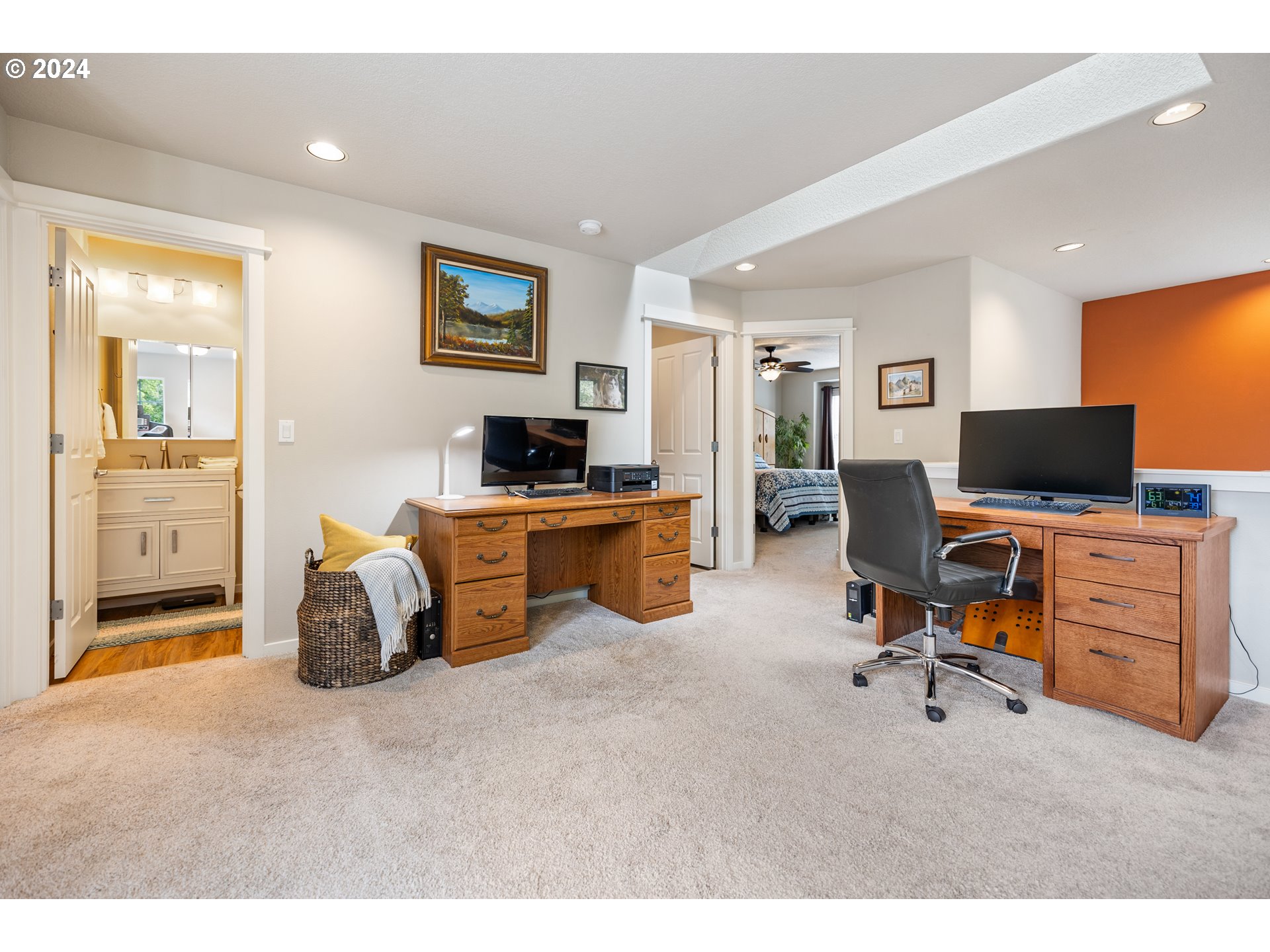 7163 NE STONEWATER ST