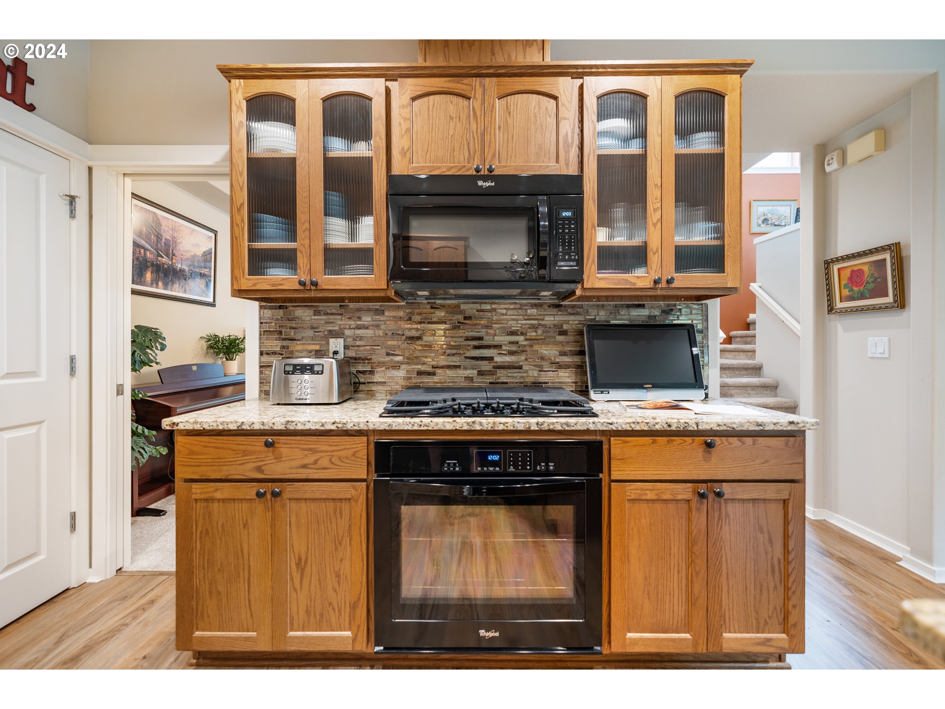 7163 NE STONEWATER ST