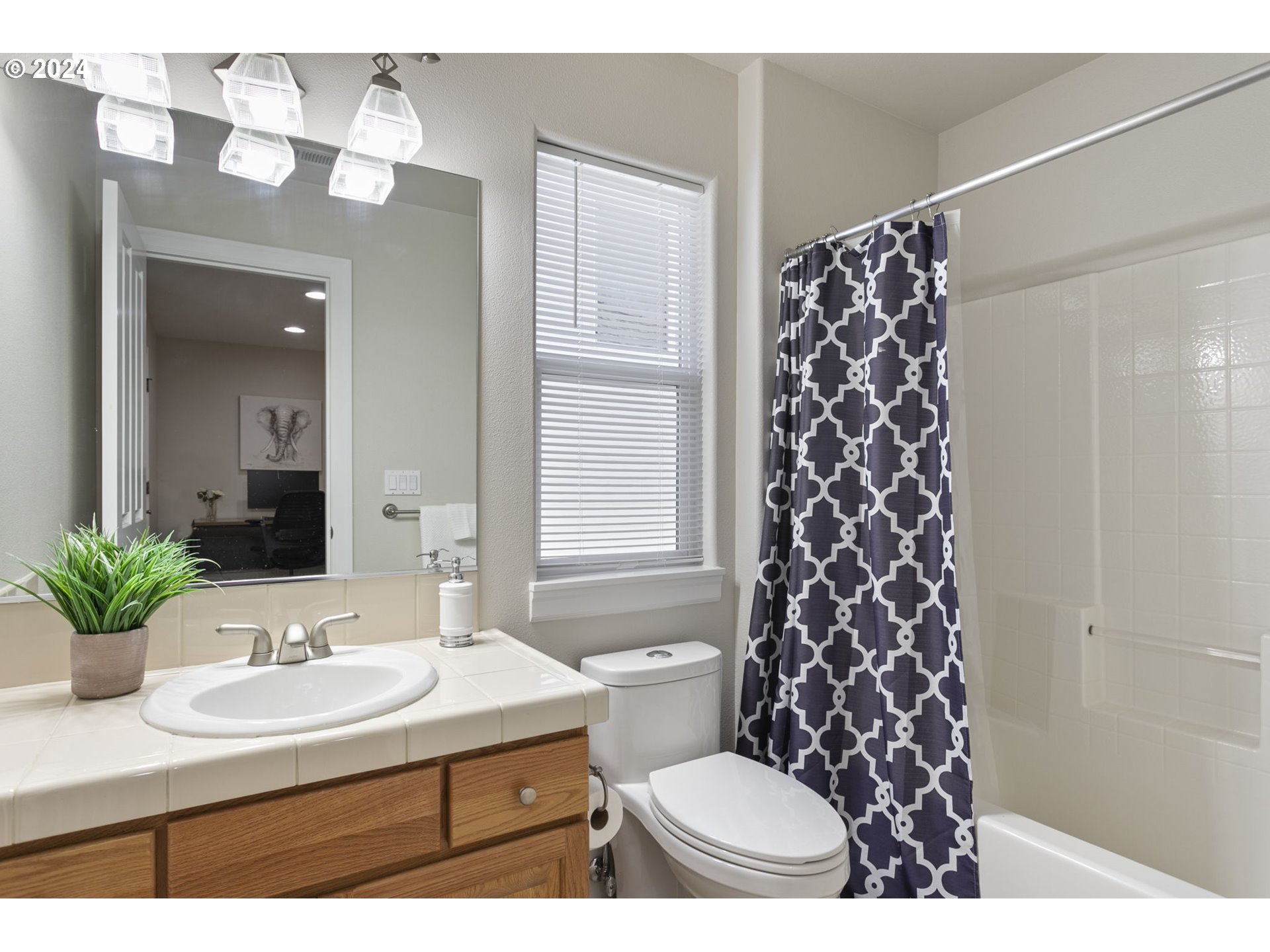 12636 NW FOREST SPRING LN