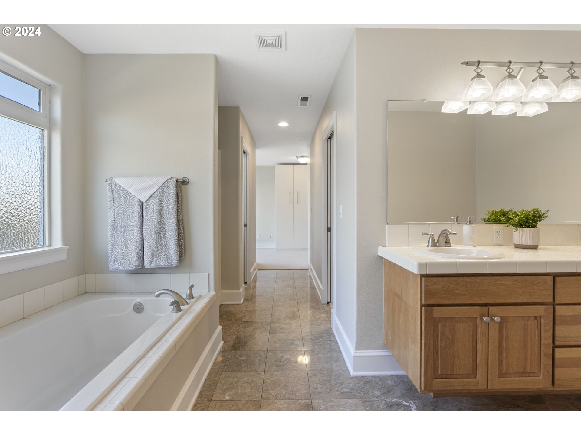 12636 NW FOREST SPRING LN