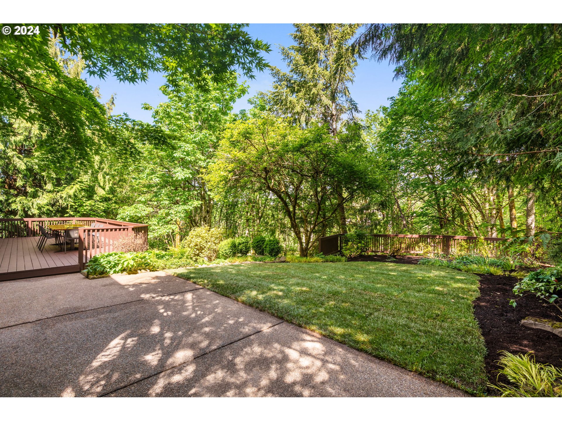 9537 NW BARTHOLOMEW DR