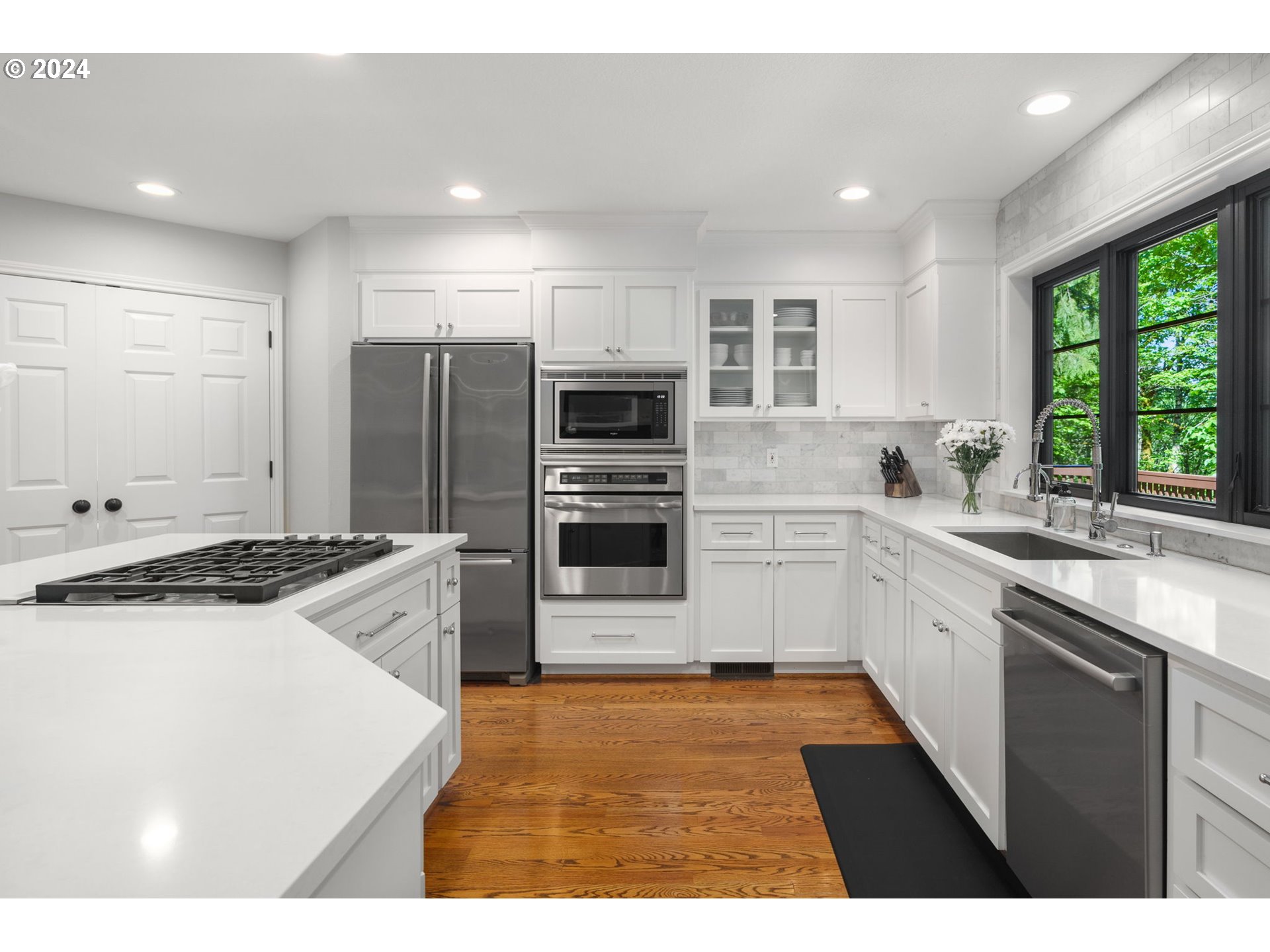 9537 NW BARTHOLOMEW DR