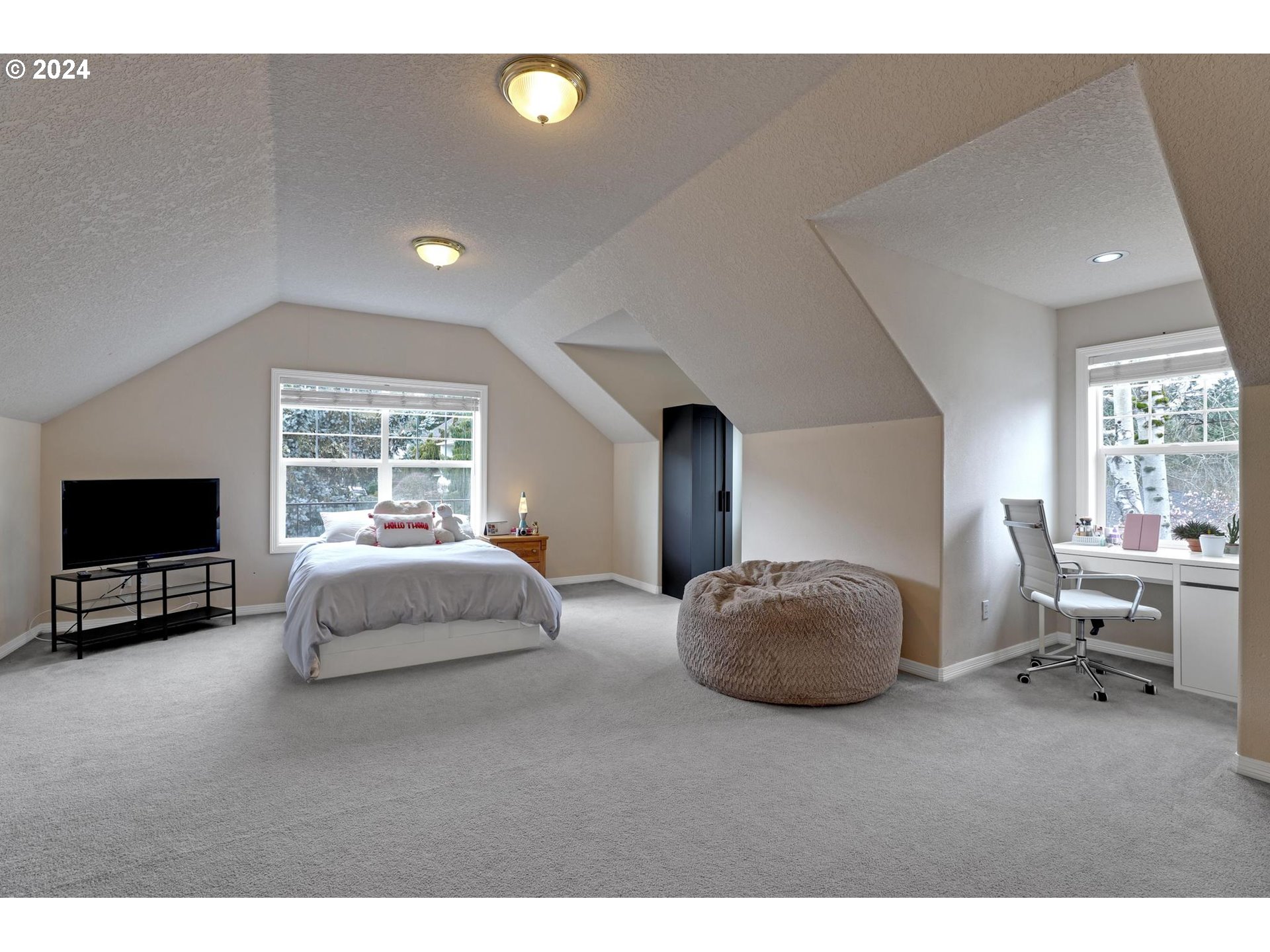 13350 SW CLEARVIEW WAY