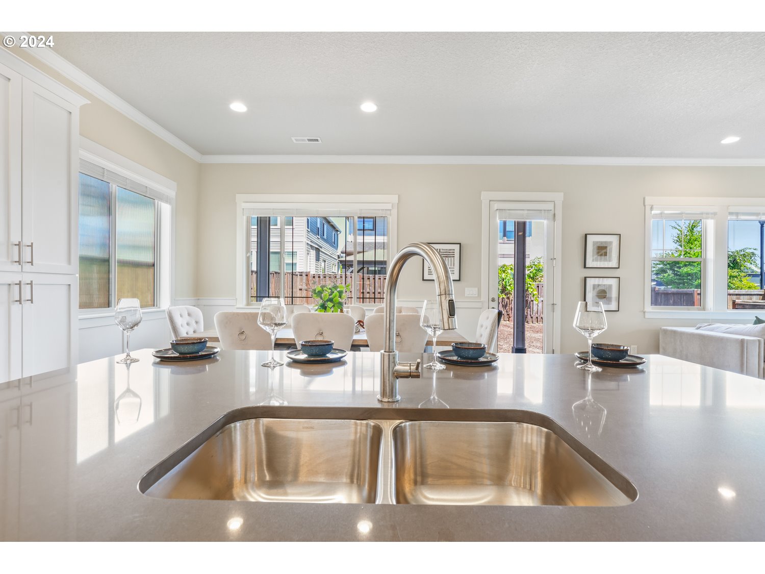 16747 SW LARKSPRING LN