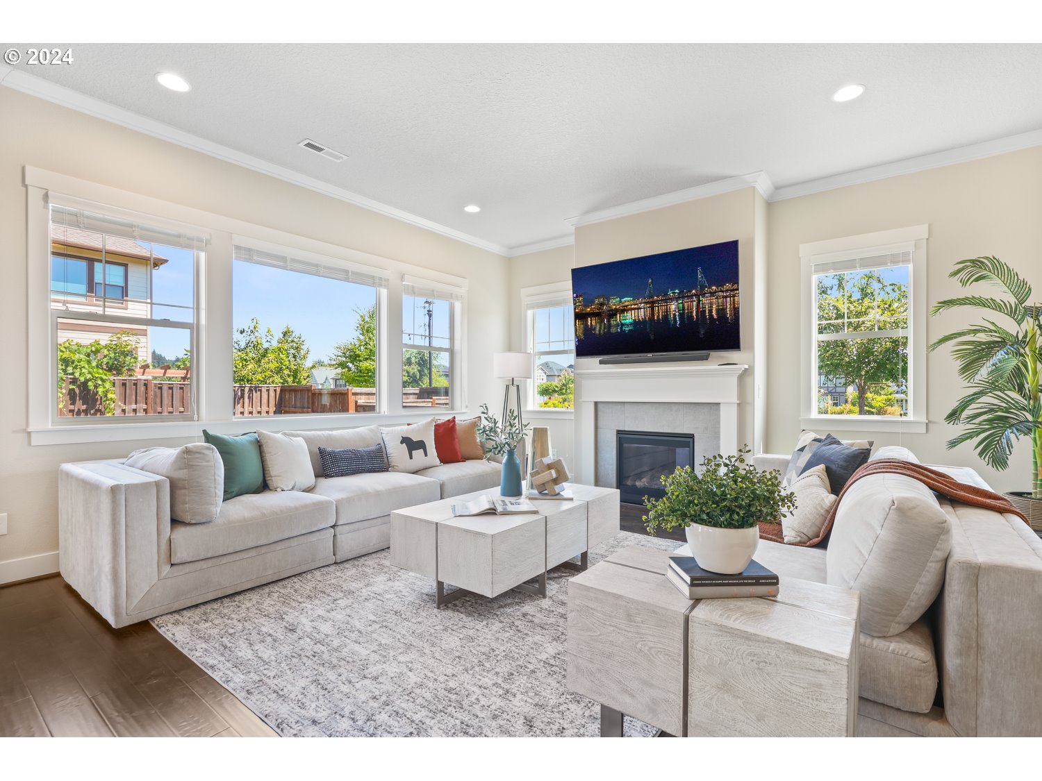 16747 SW LARKSPRING LN