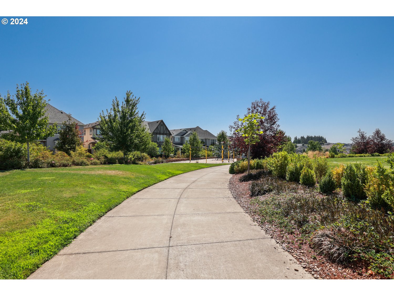 16747 SW LARKSPRING LN