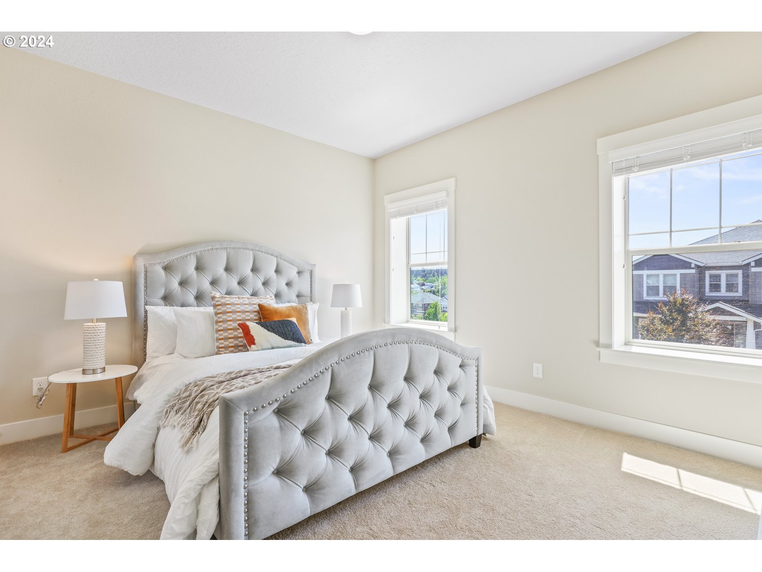 16747 SW LARKSPRING LN