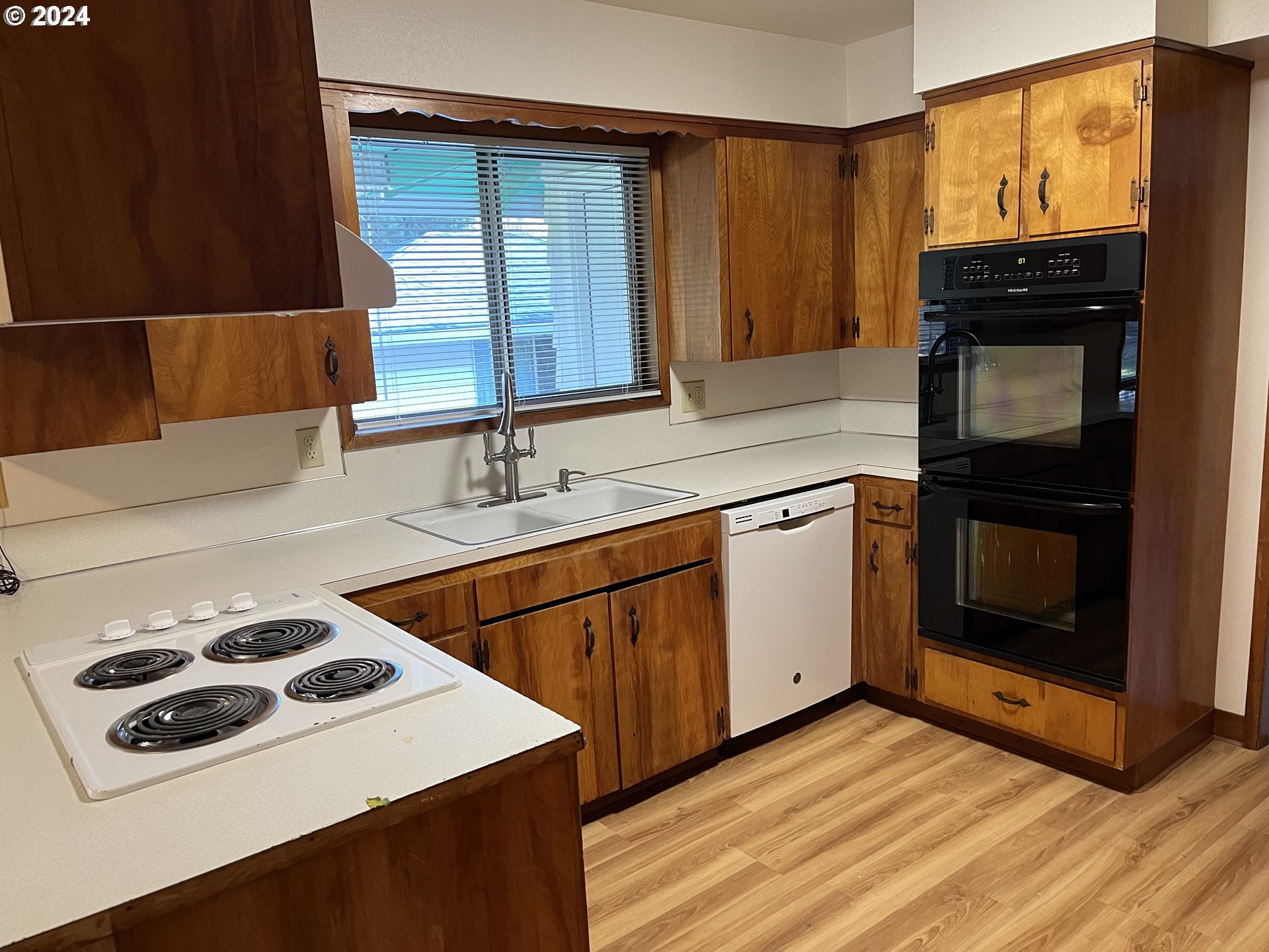 17650 SW PHEASANT LN