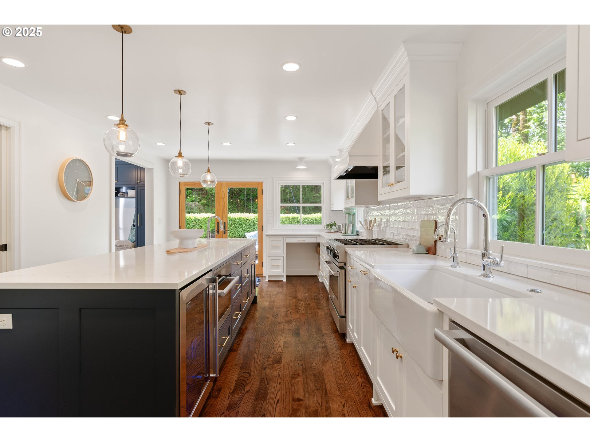 8427 NW SKYLINE BLVD, Portland