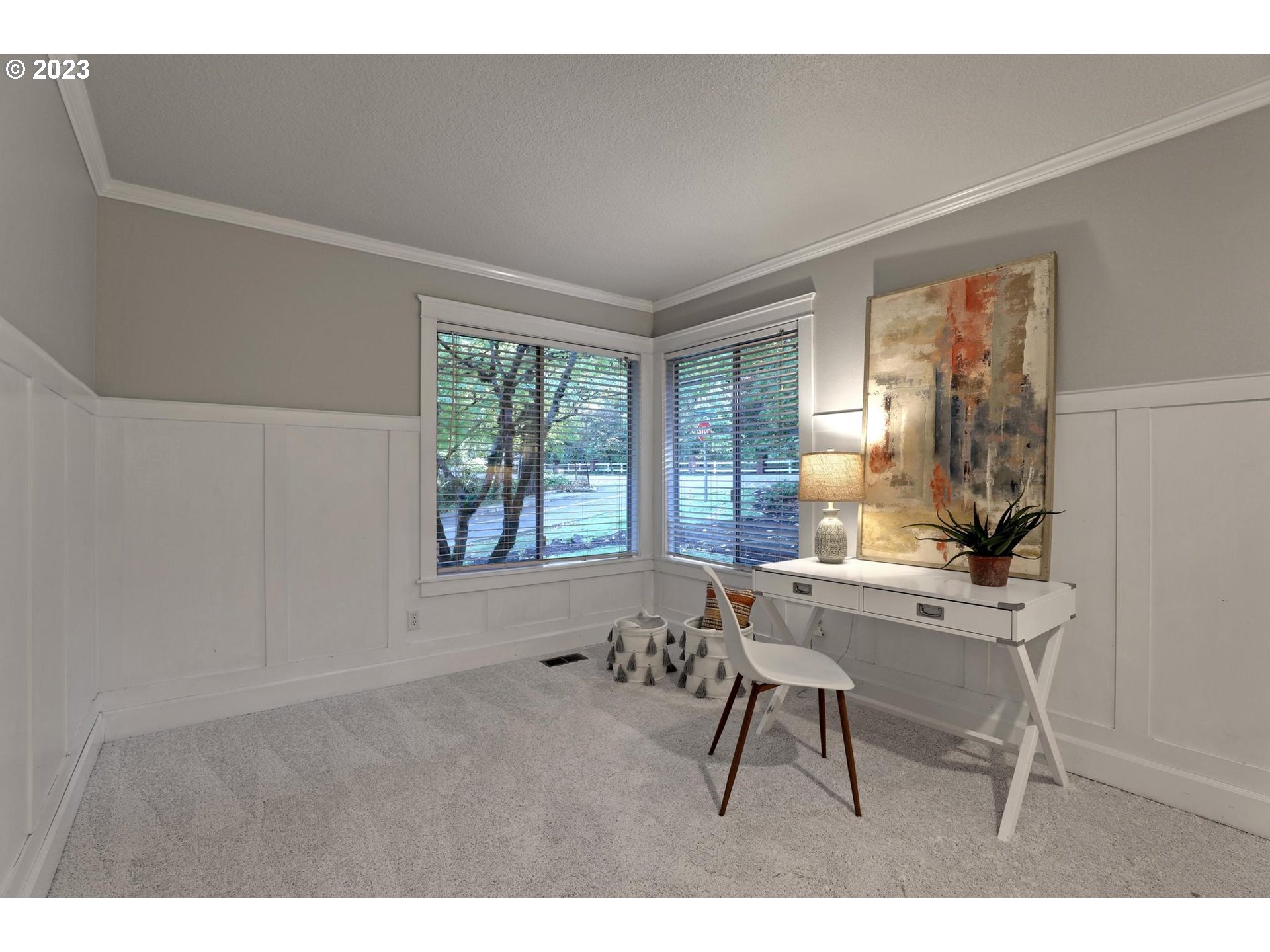 875 PALISADES TERRACE DR