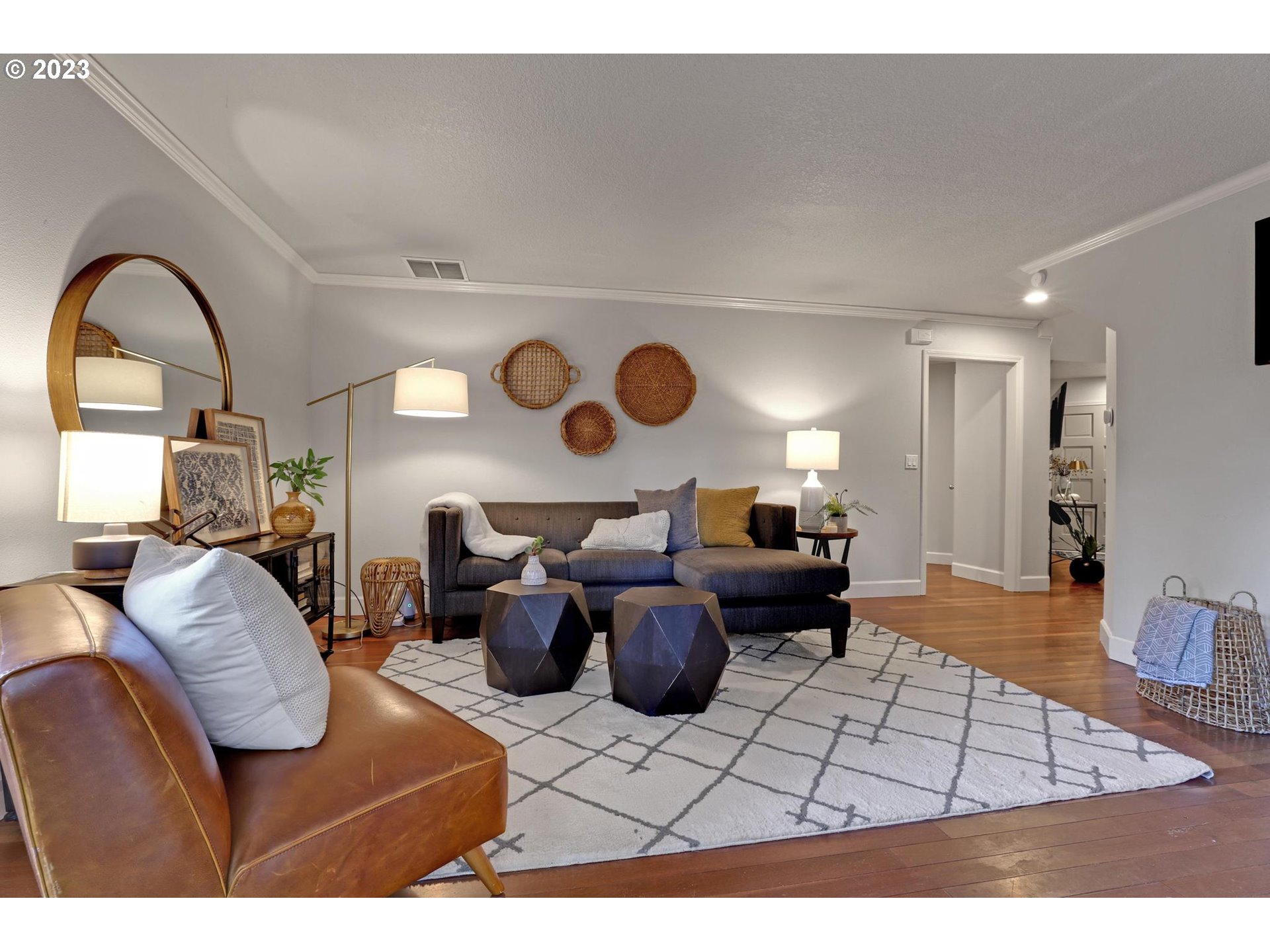 875 PALISADES TERRACE DR