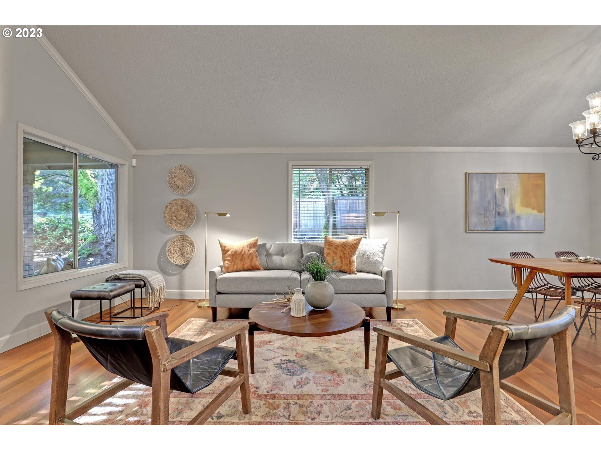 875 PALISADES TERRACE DR