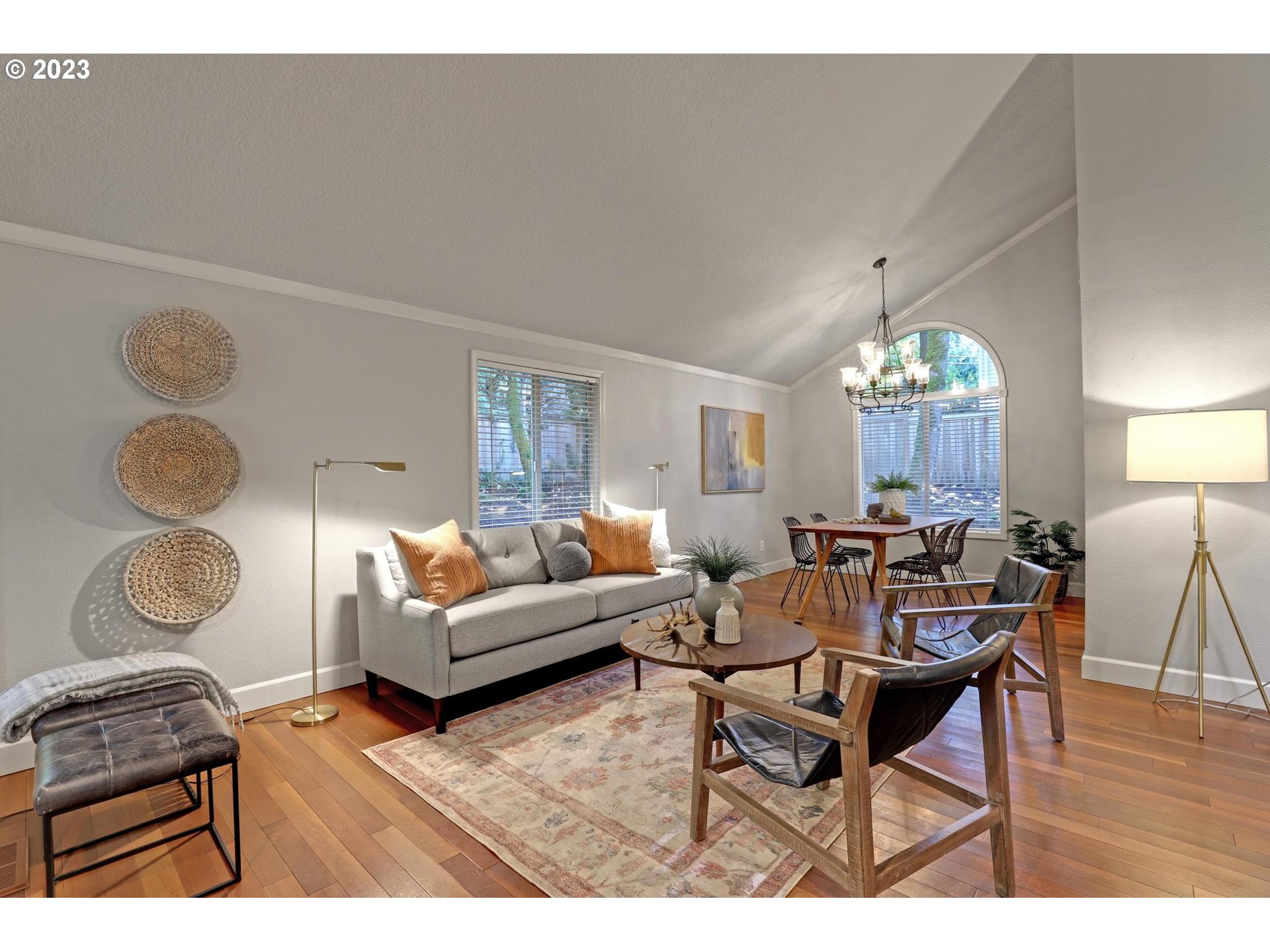 875 PALISADES TERRACE DR