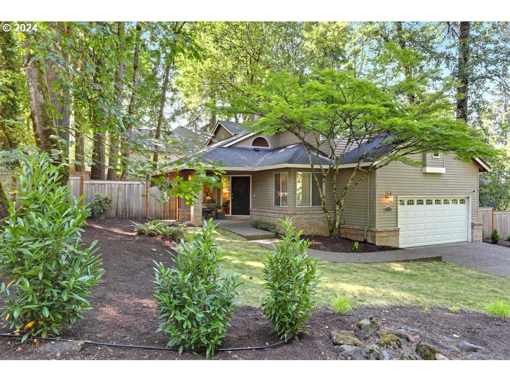 875 PALISADES TERRACE DR