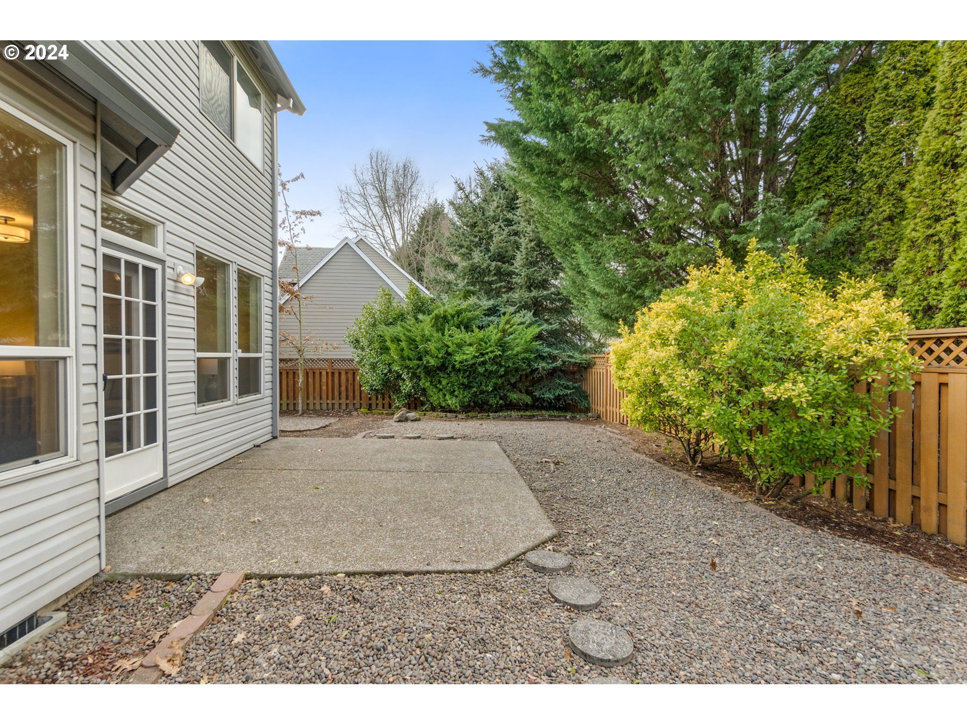 16943 NW AVONDALE DR