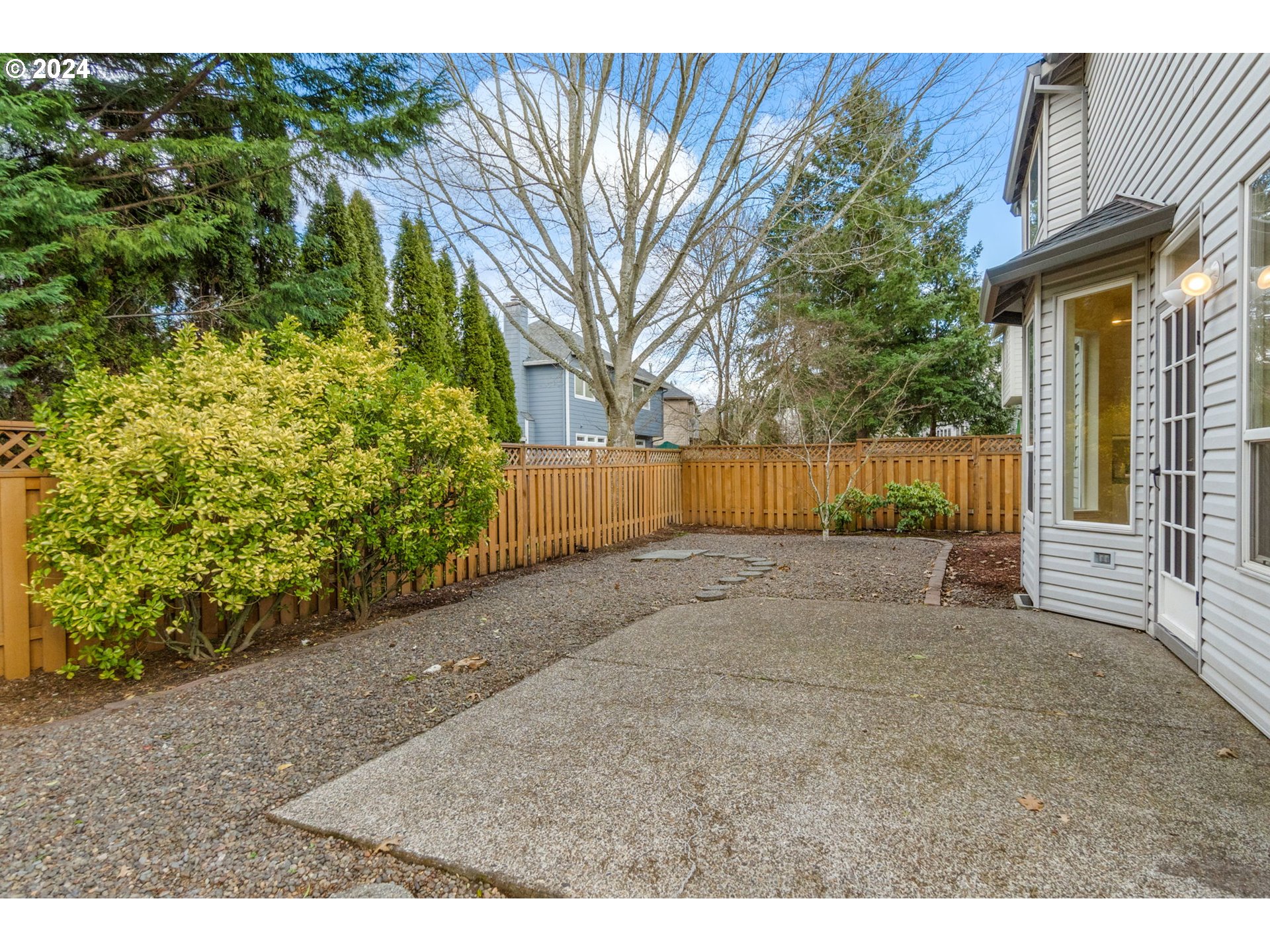 16943 NW AVONDALE DR