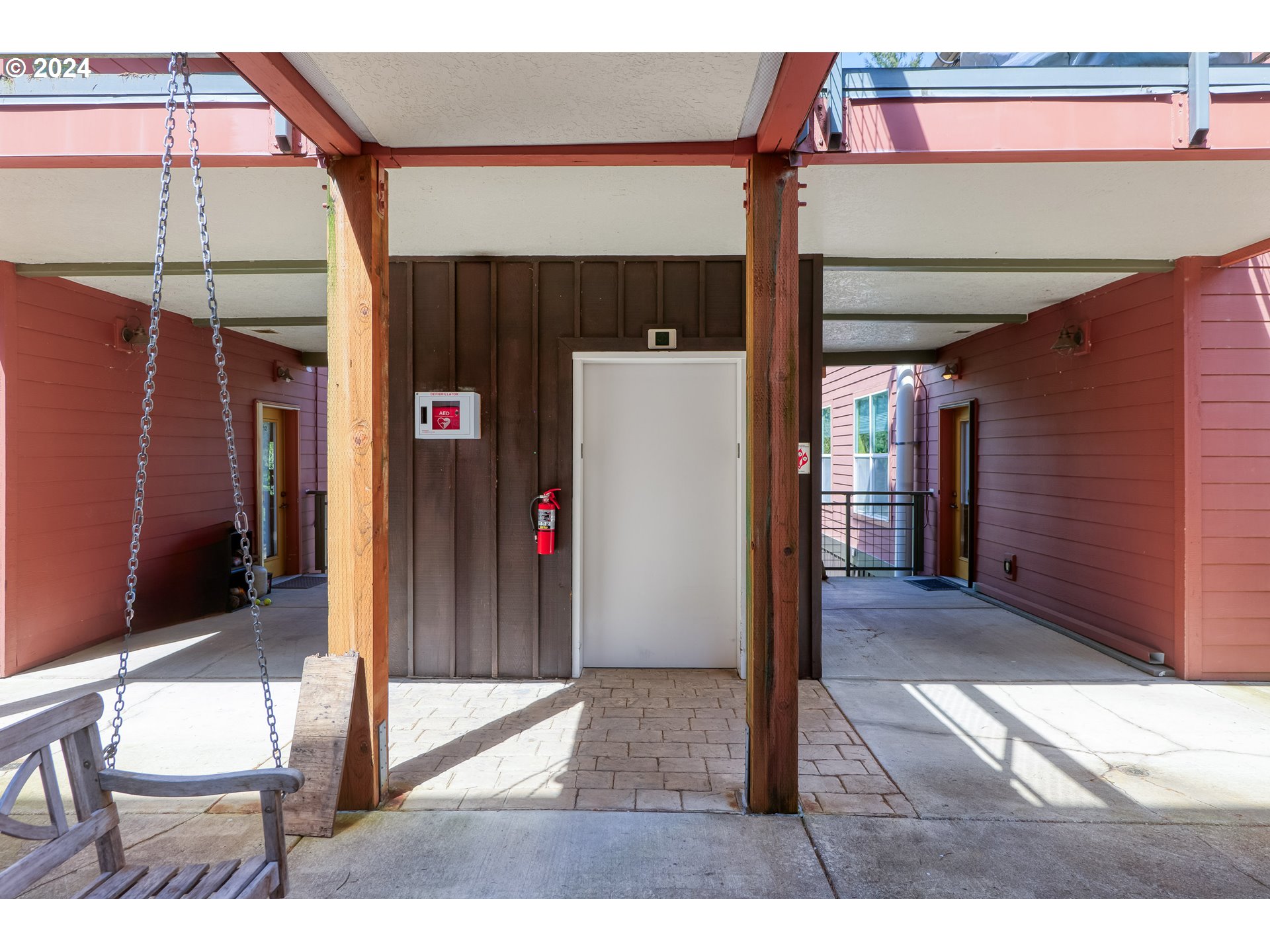 9601 NW LEAHY RD 201